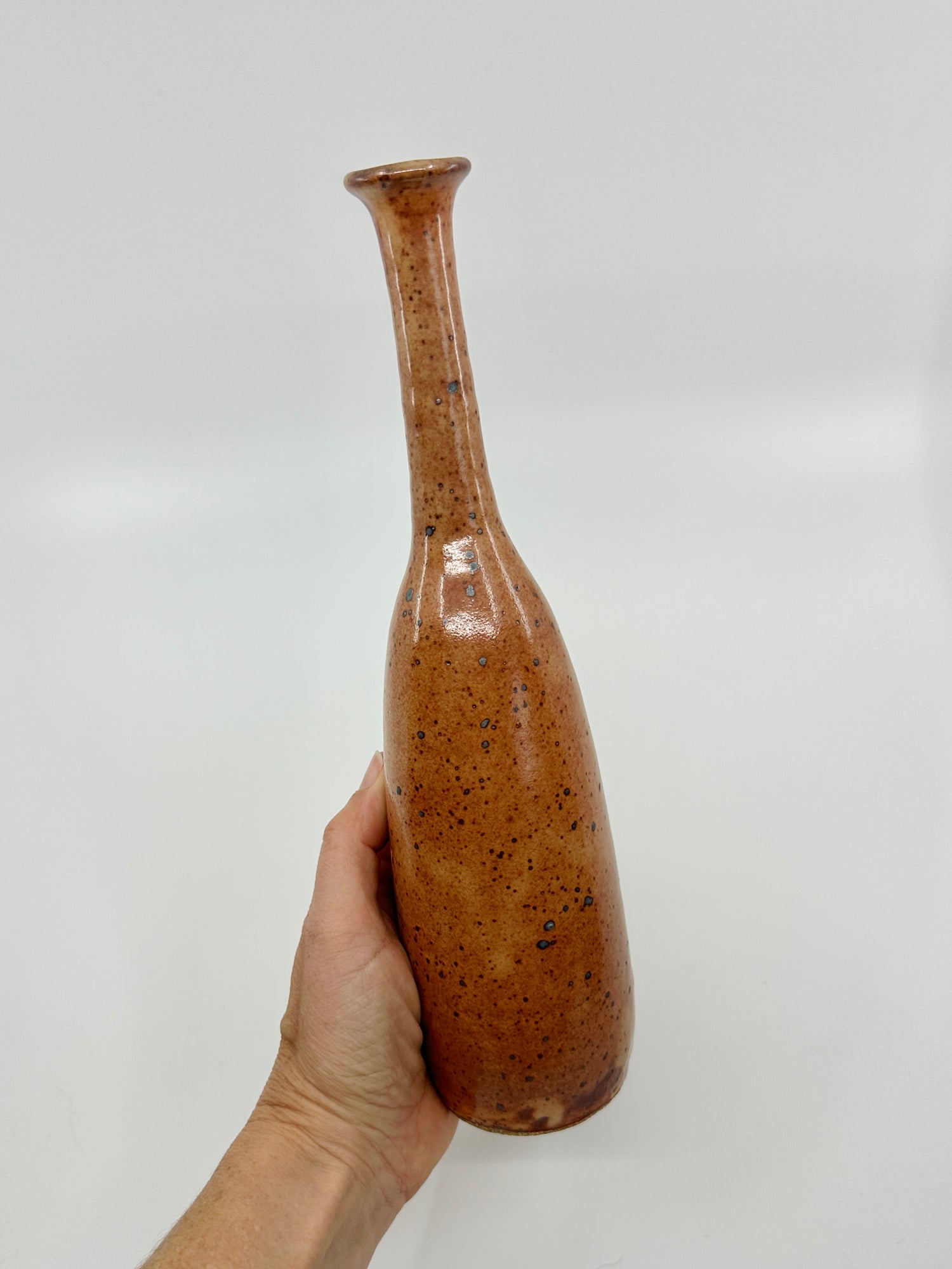 Shino speckled bottleneck