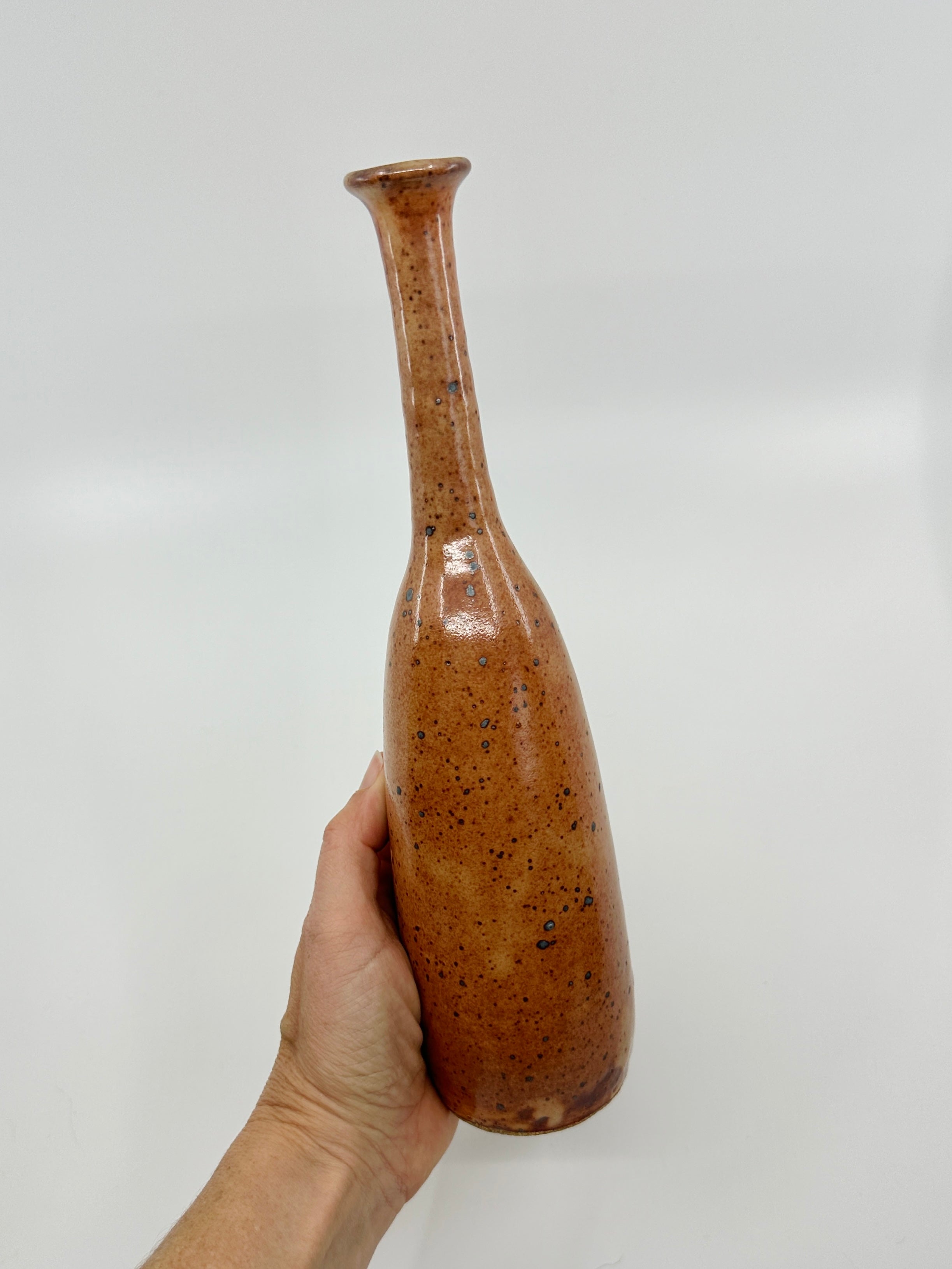 Shino speckled bottleneck