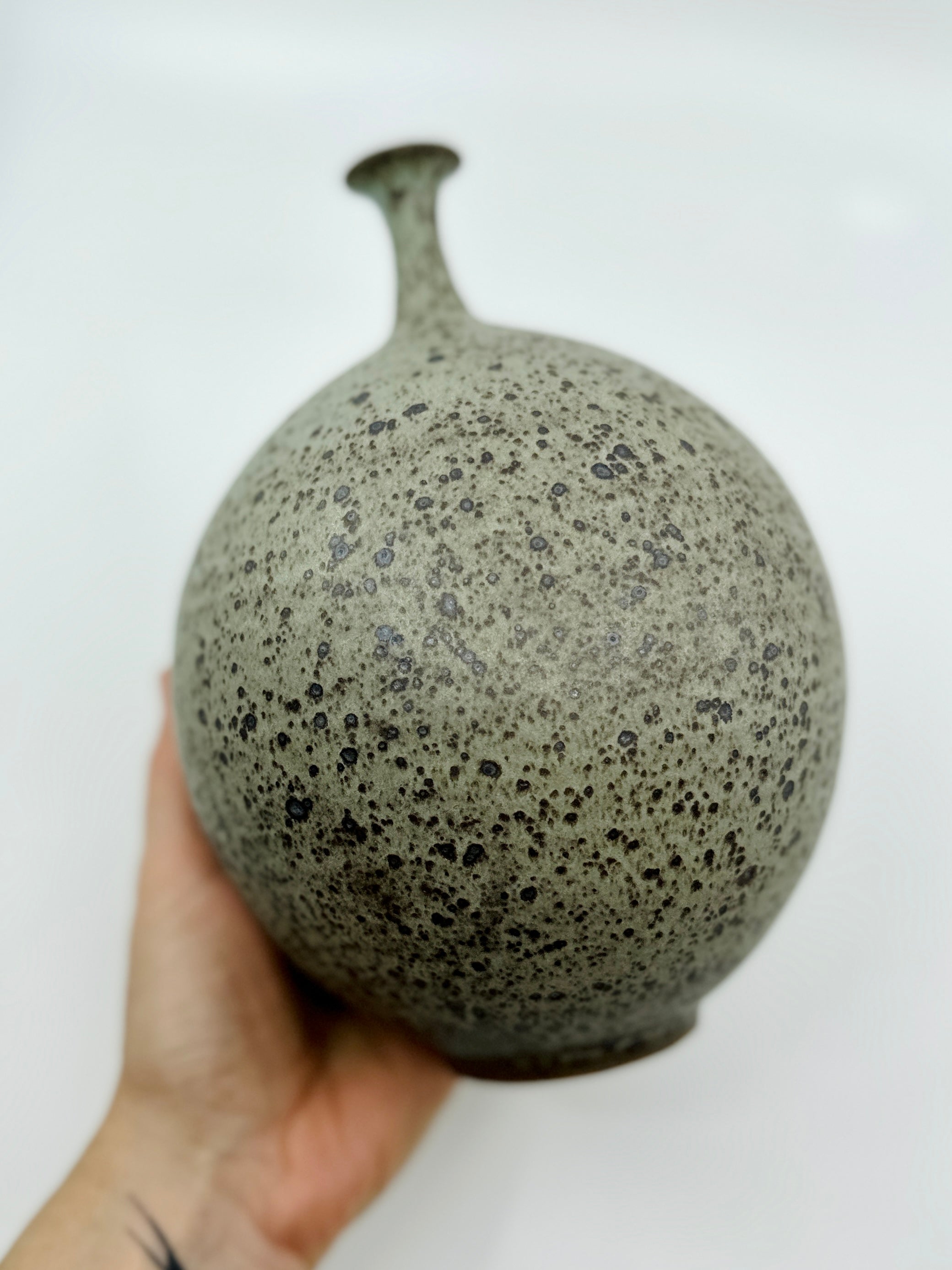 Blue speckled bottleneck no. 24