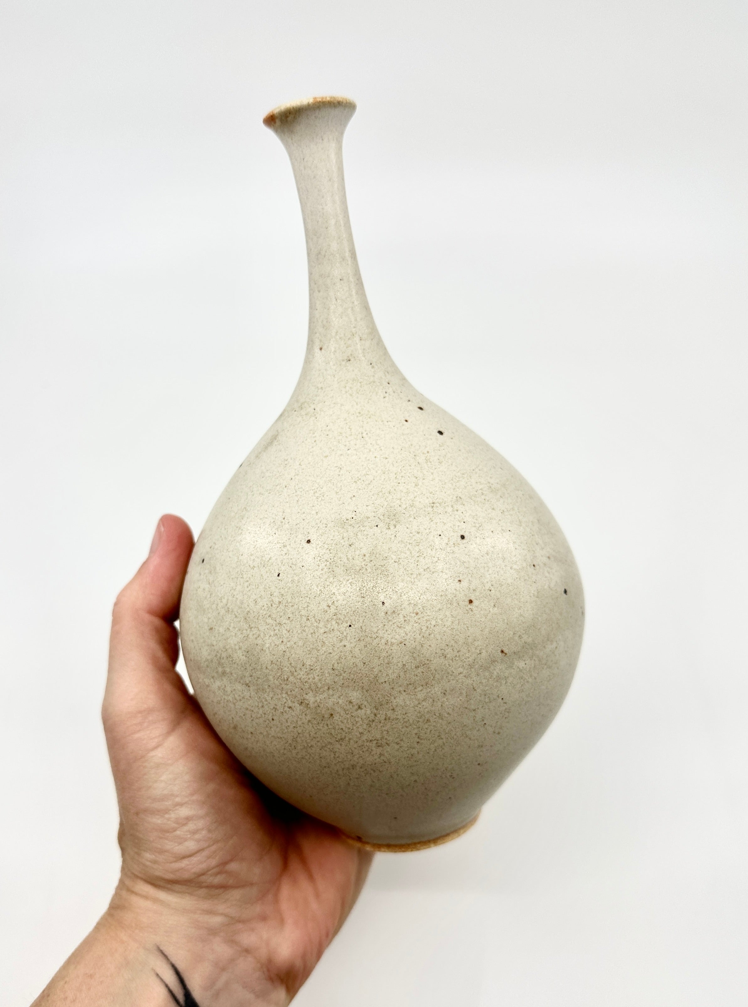 Gray bottleneck no. 30