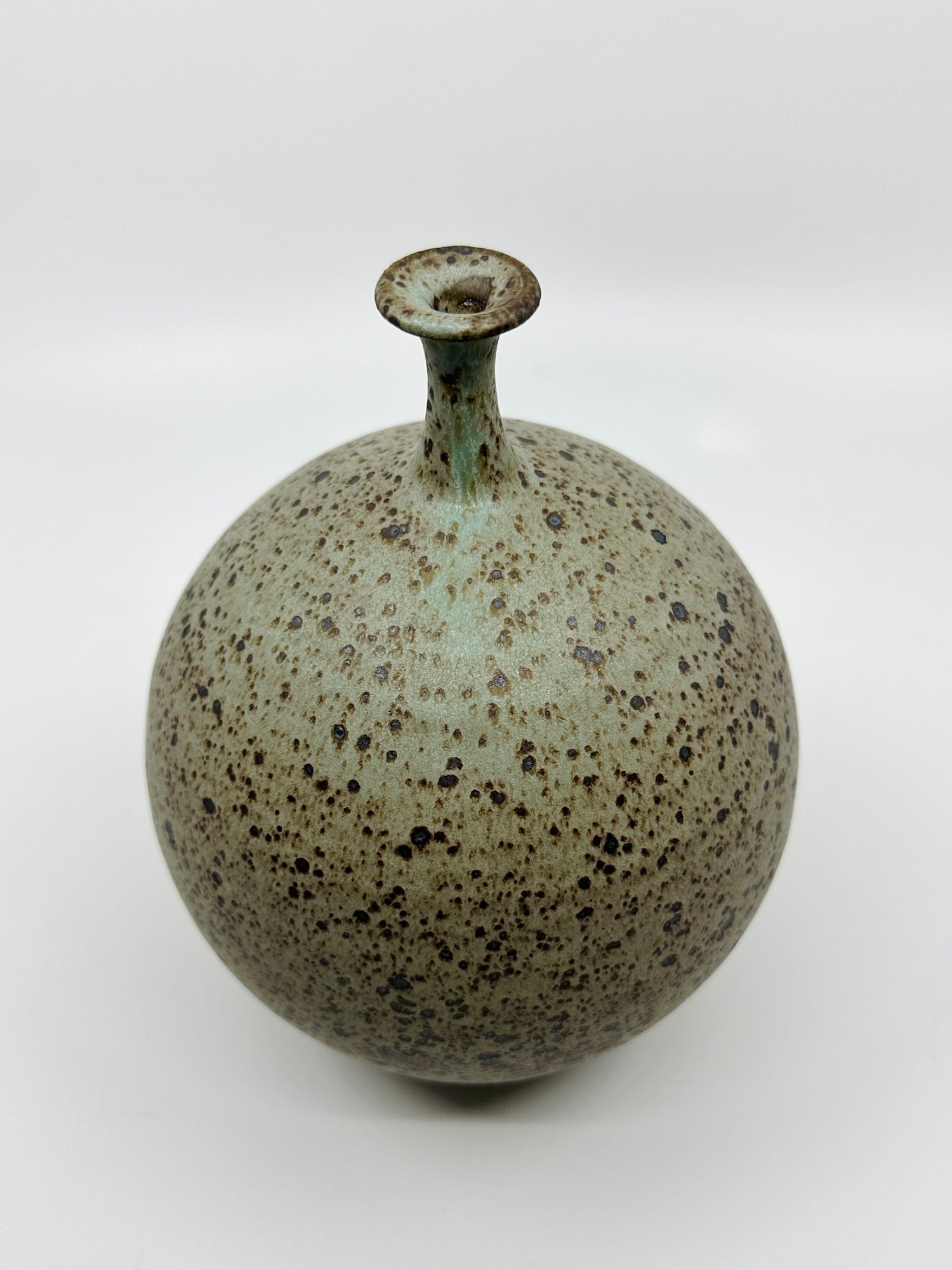 Blue speckled bottleneck no. 24