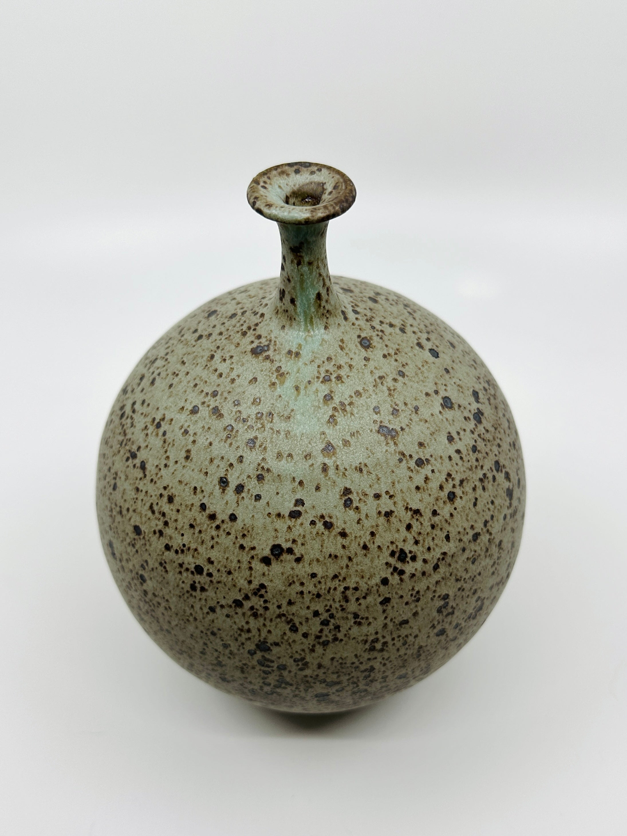 Blue speckled bottleneck no. 24