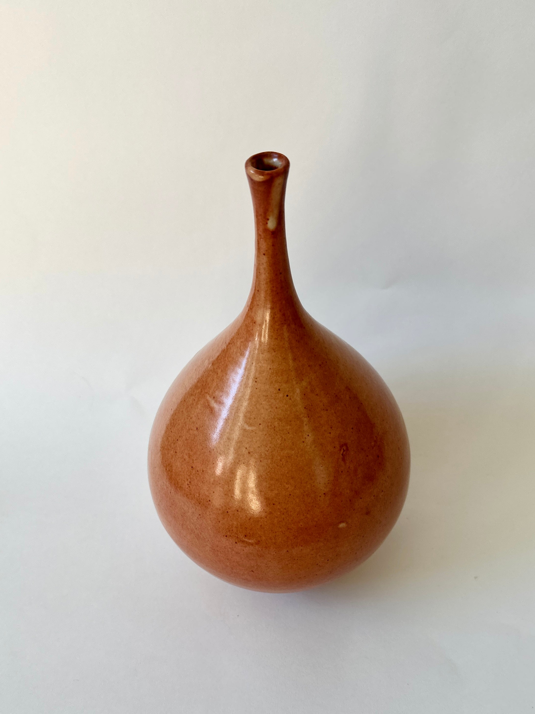 Shino teardrop bottleneck
