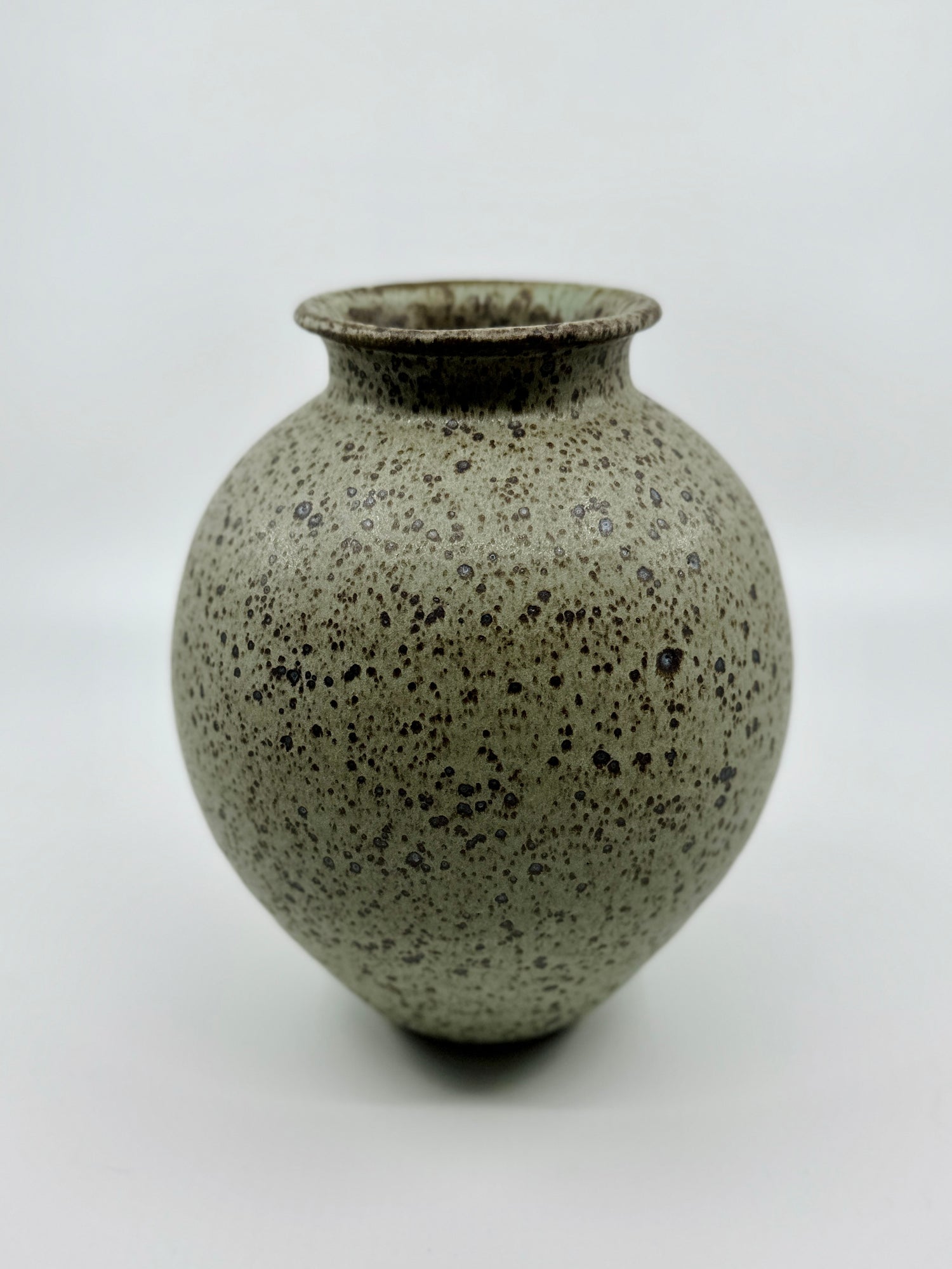 Blue speckled vase no. 25