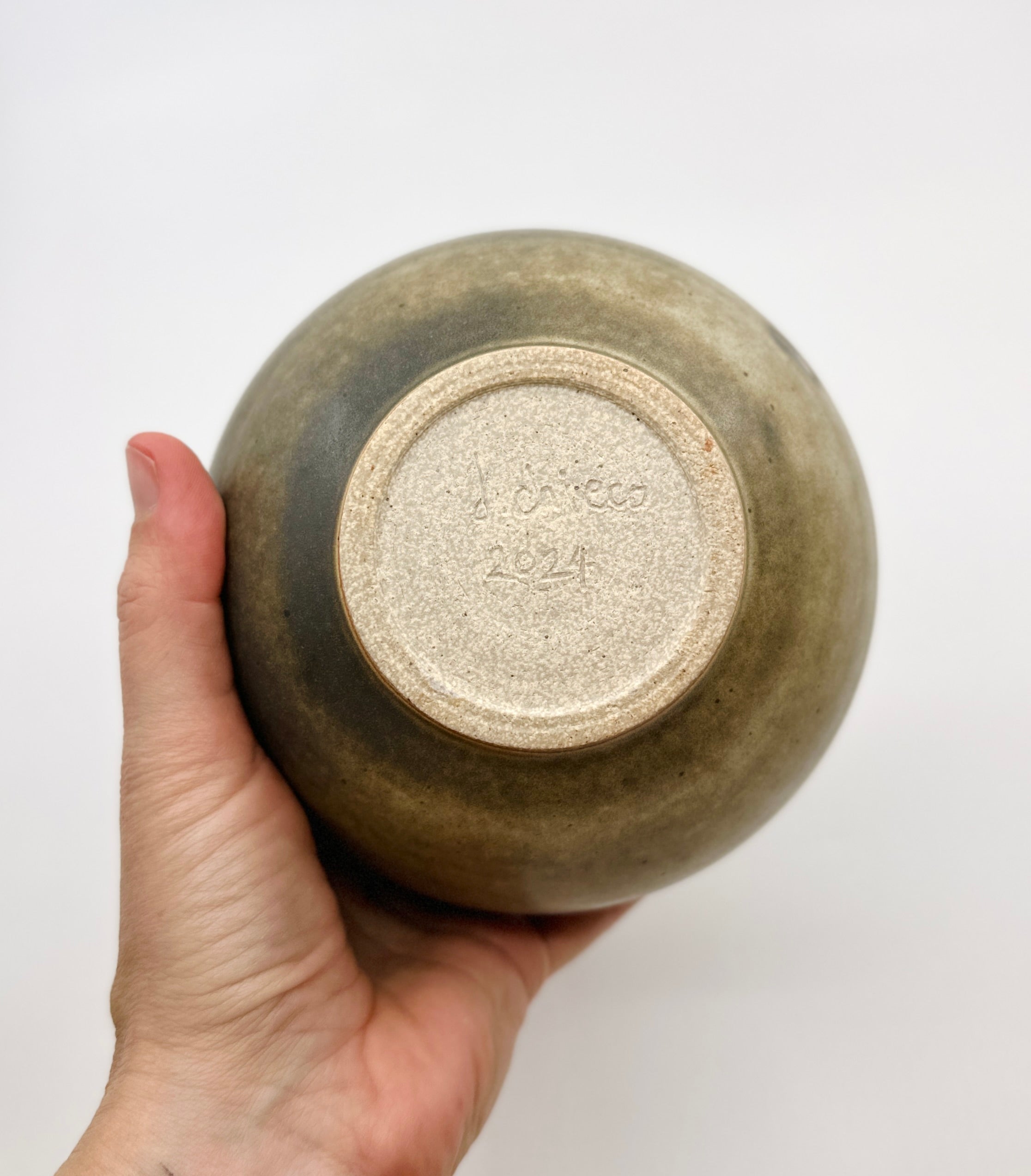 Gray/beige little neck vessel no. 32
