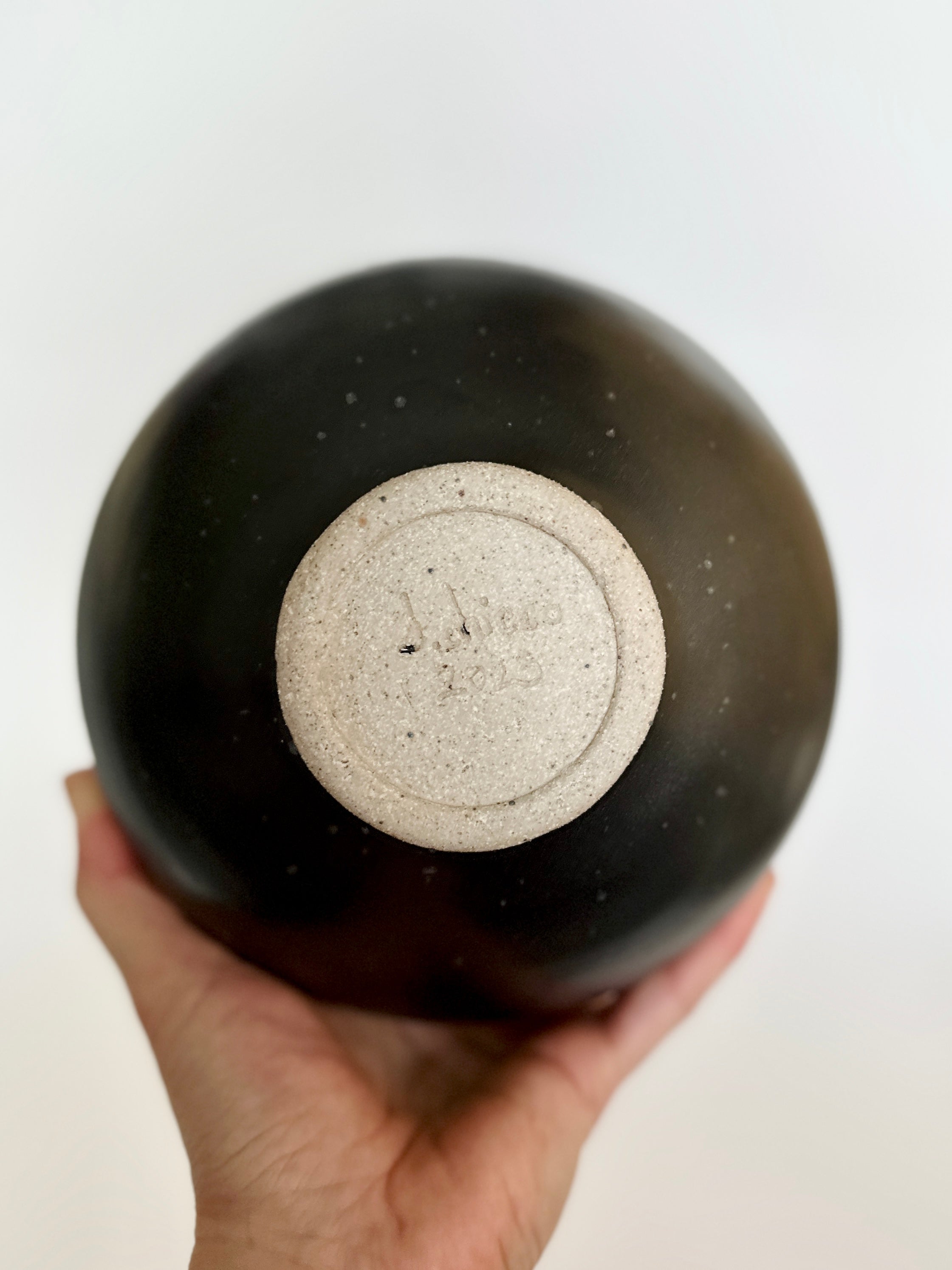 Black satin vessel No. 1