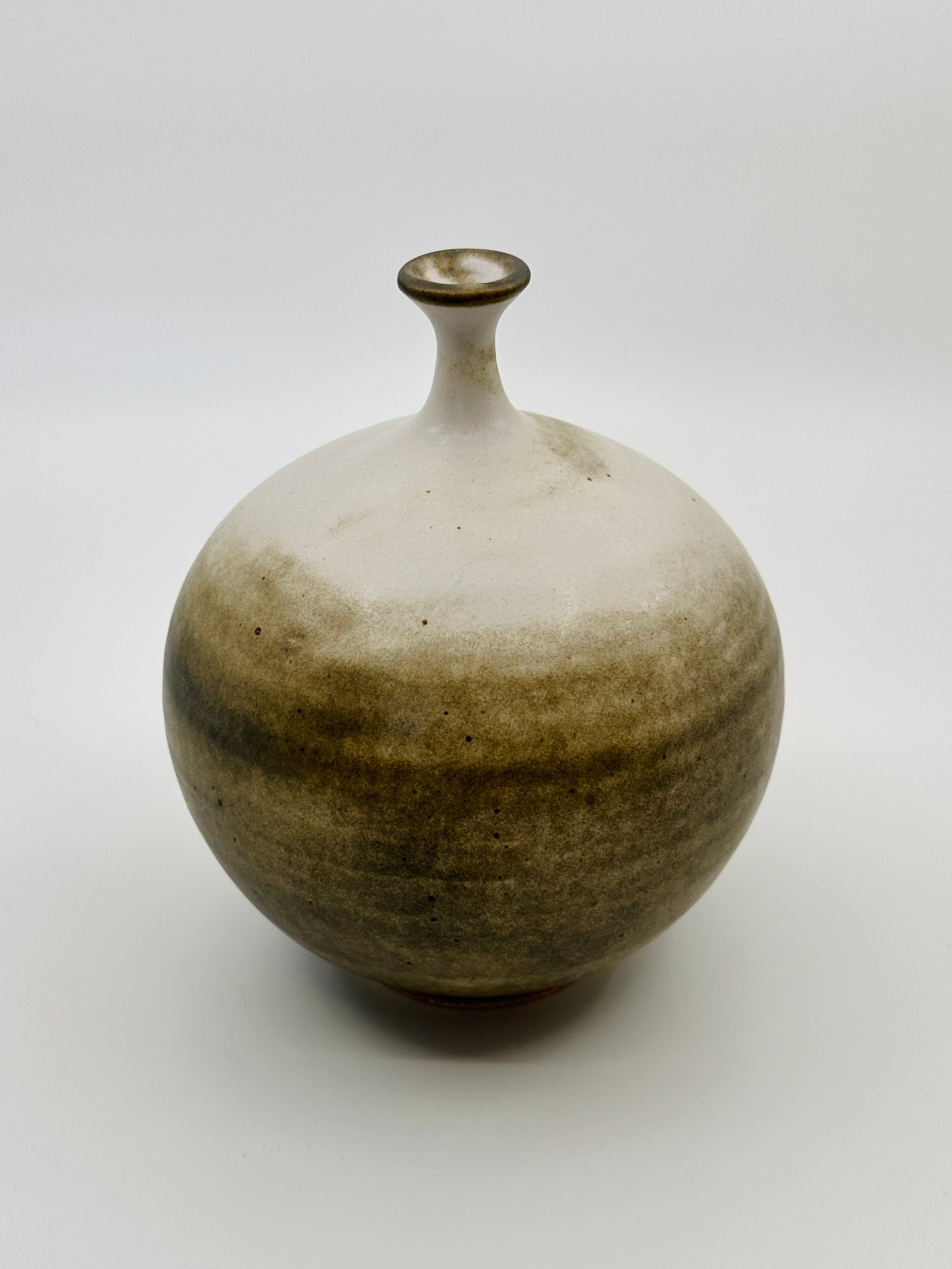 Gray/beige little neck vessel no. 32