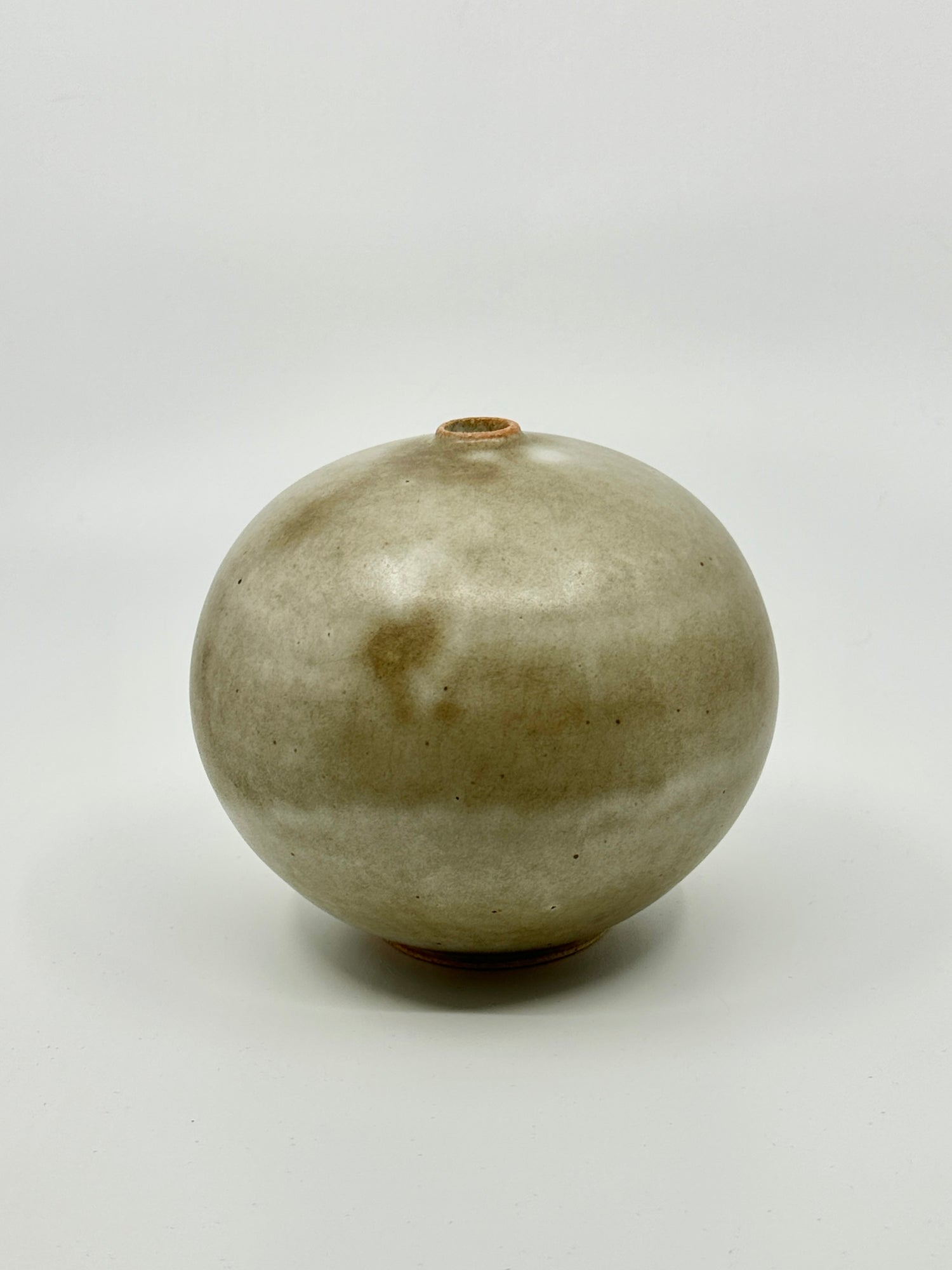 Gray/tan orb no. 28