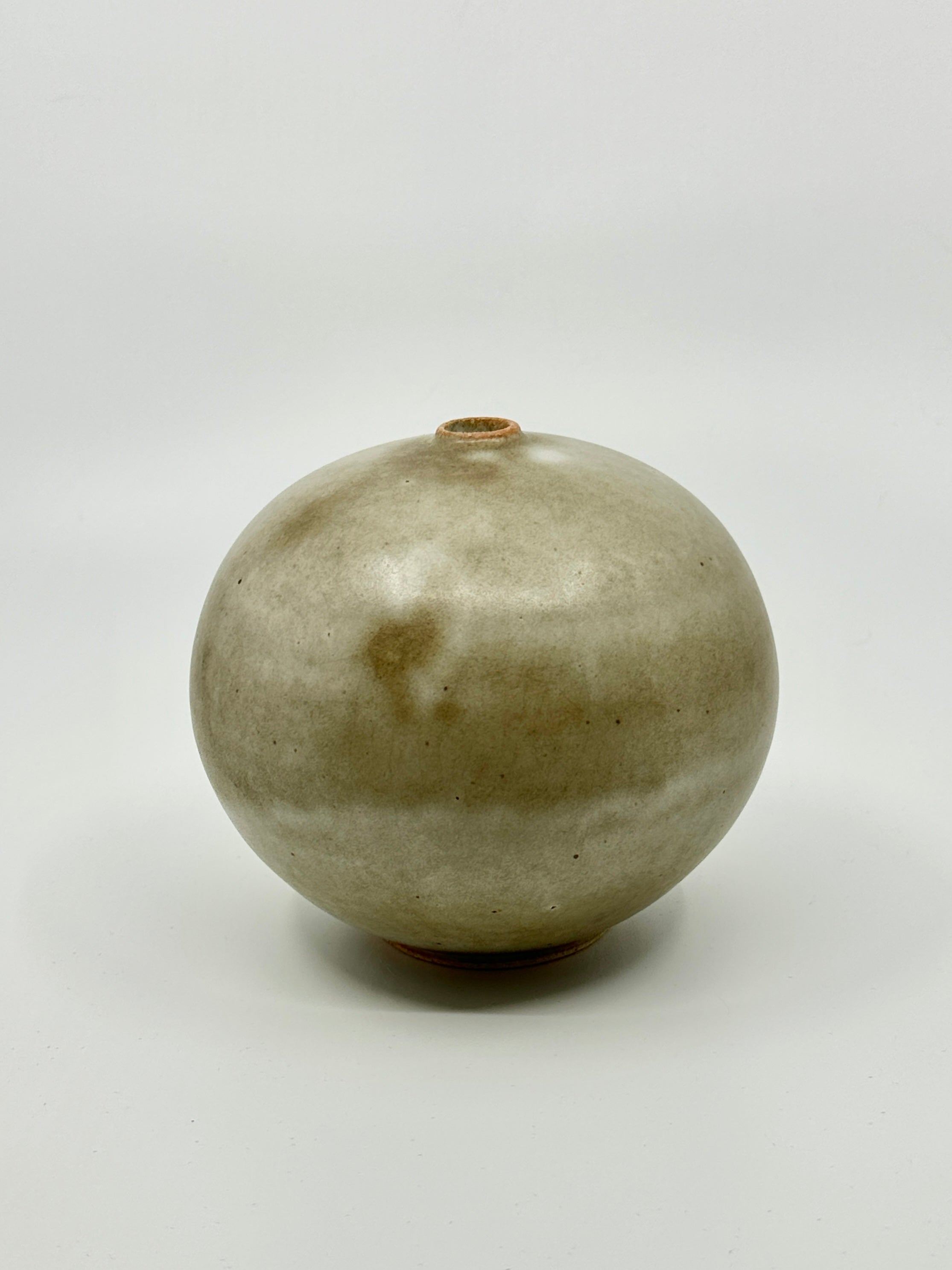 Gray/tan orb no. 28