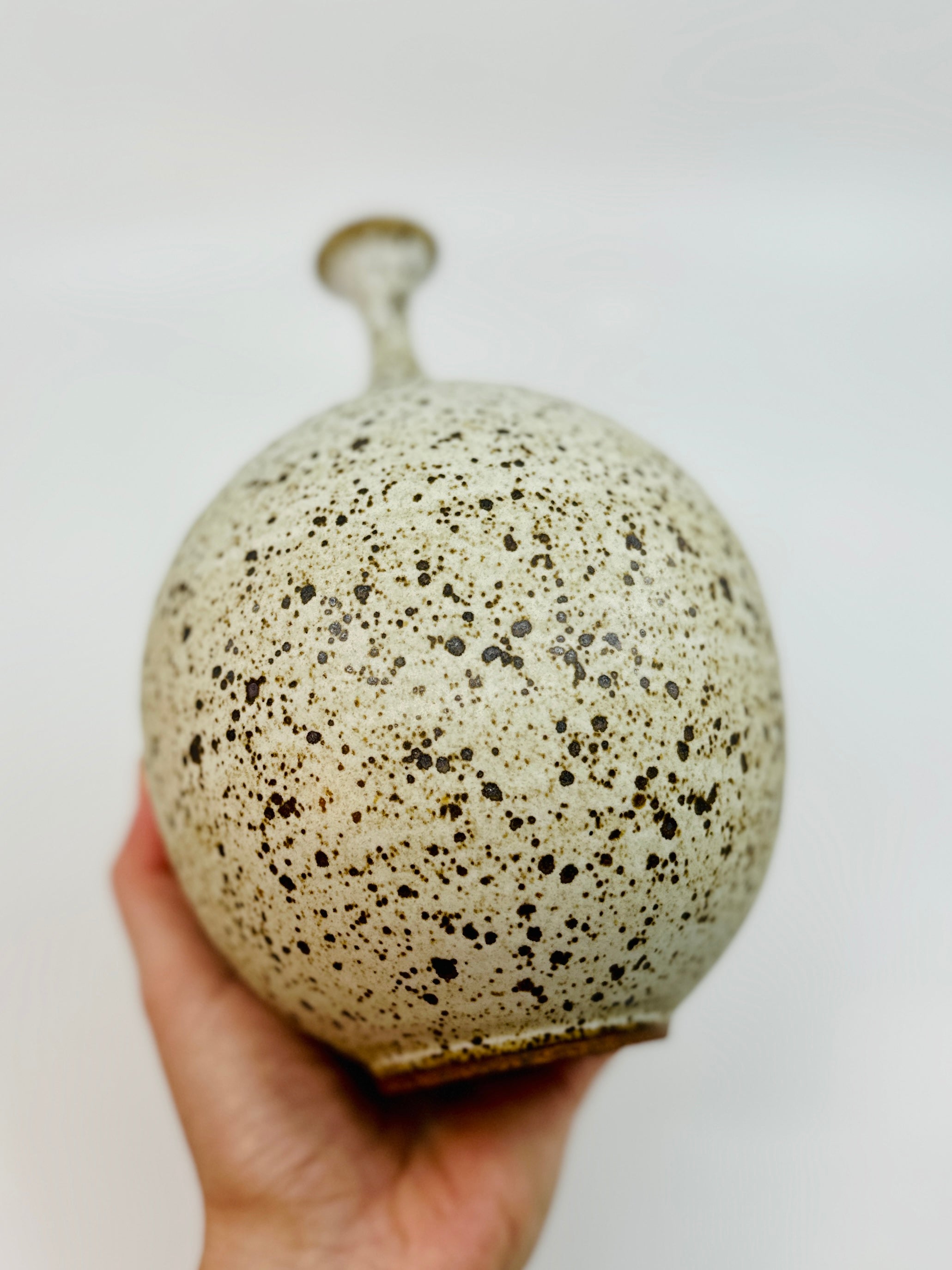 White speckled bottleneck no. 34