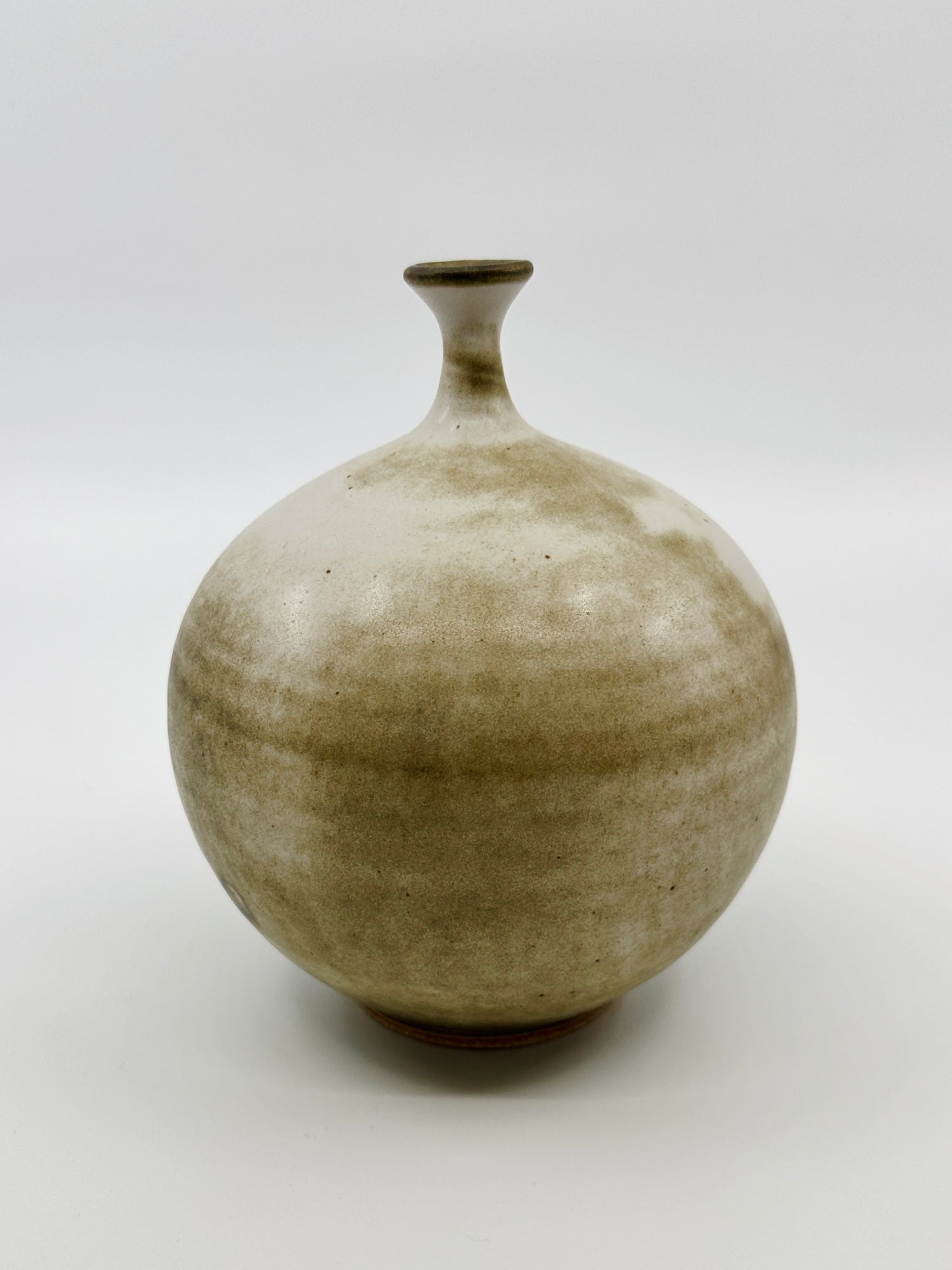 Gray/beige little neck vessel no. 32