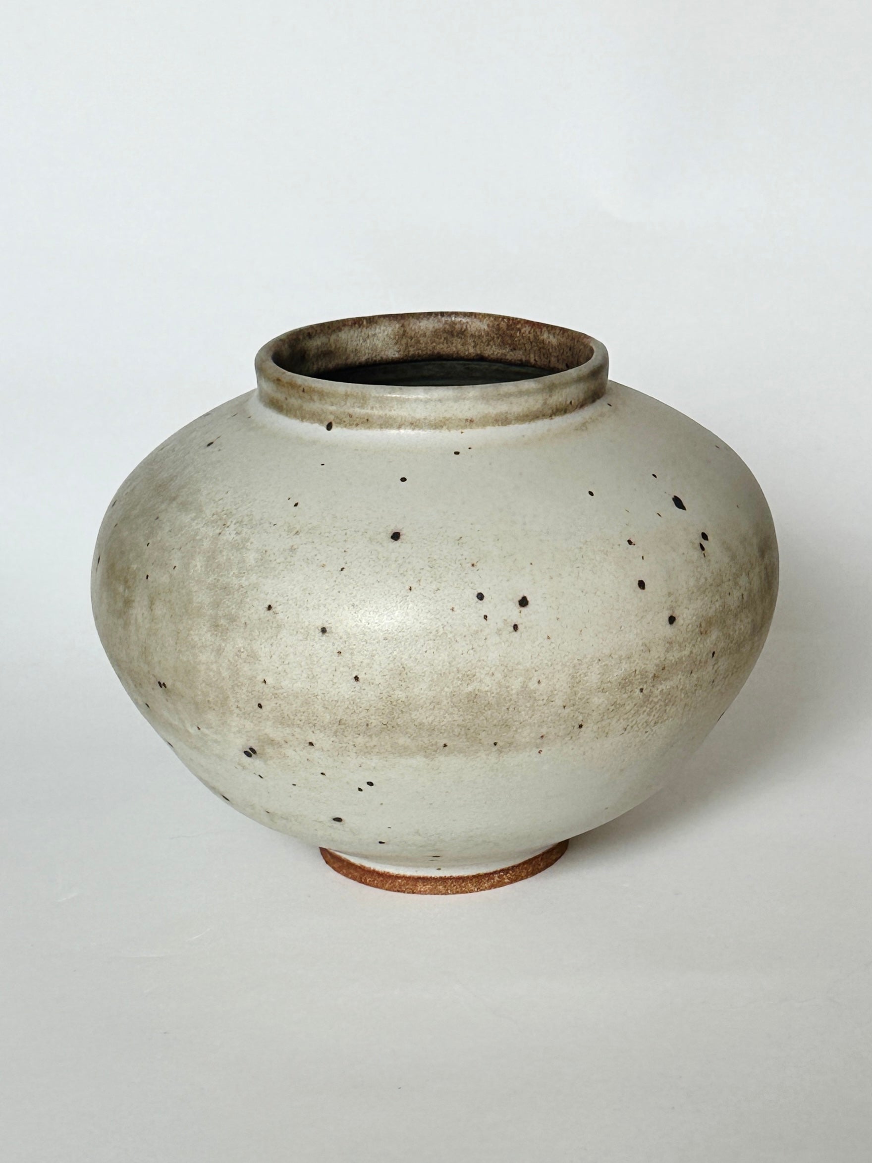 Gray/beige/cream vase no. 24