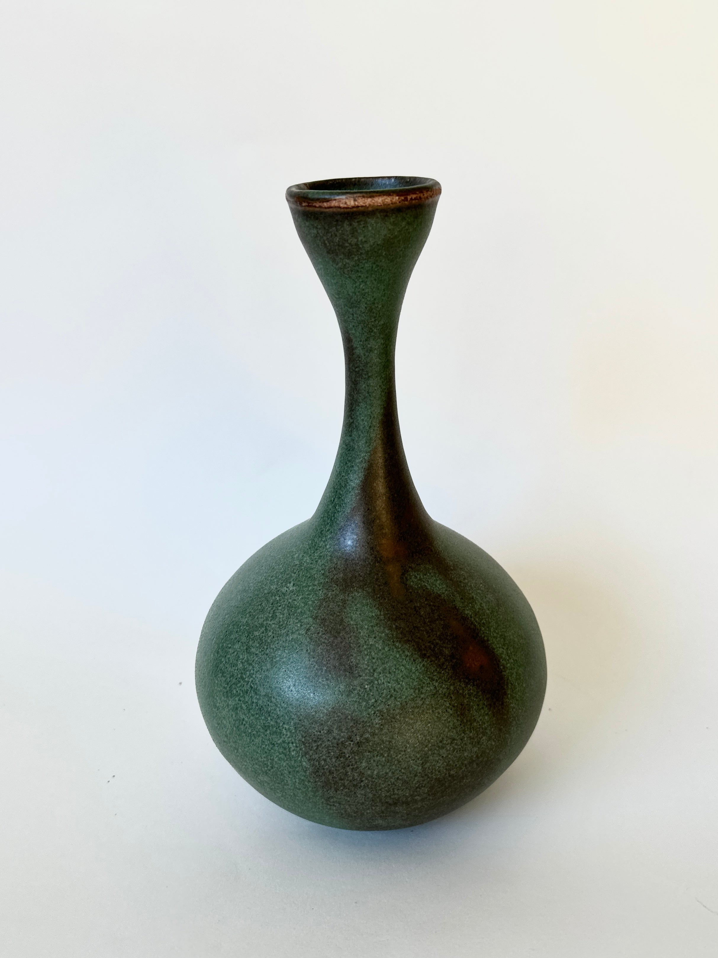 Green tulip bottleneck No. 53