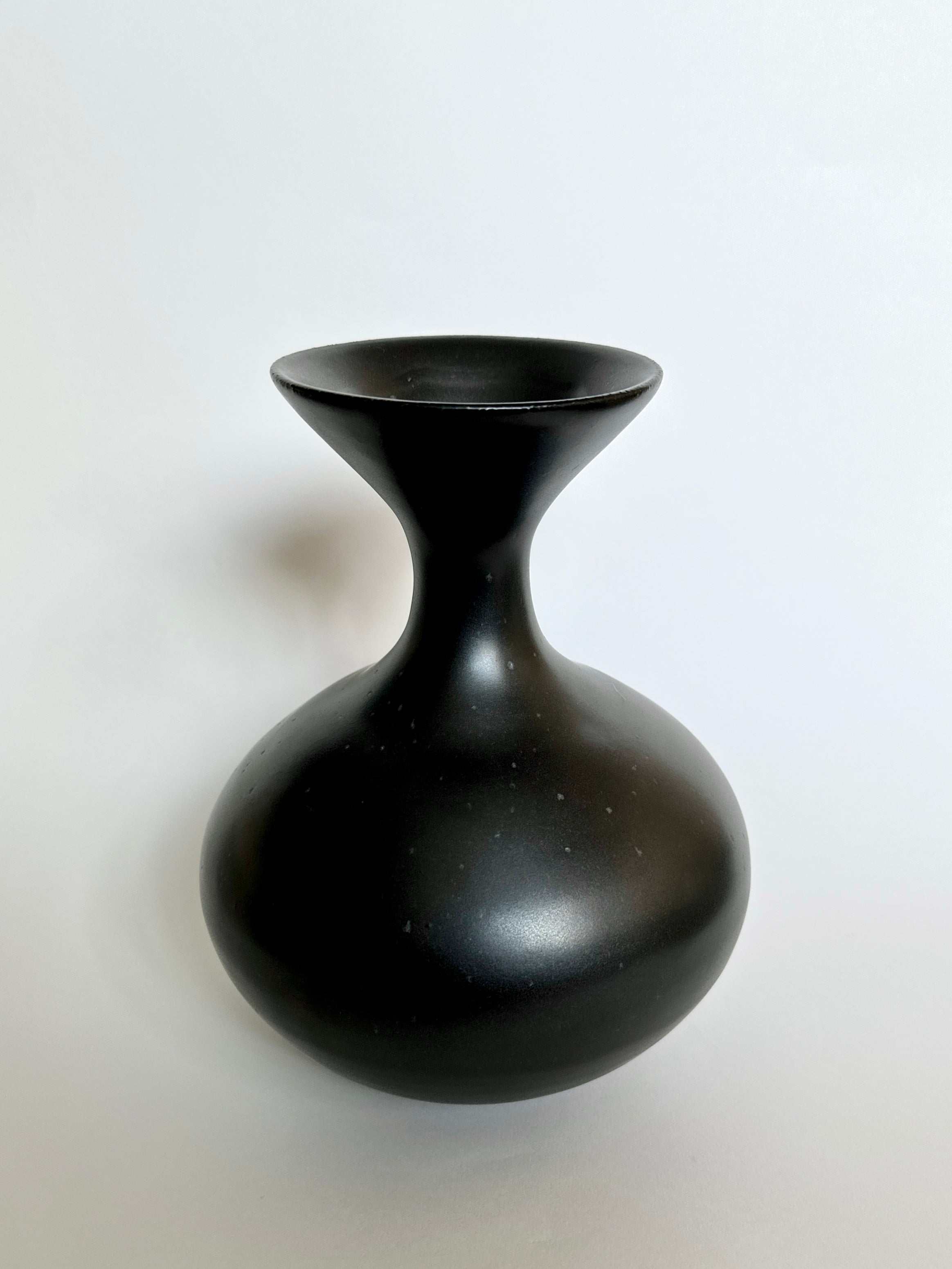 Black satin vessel No. 1