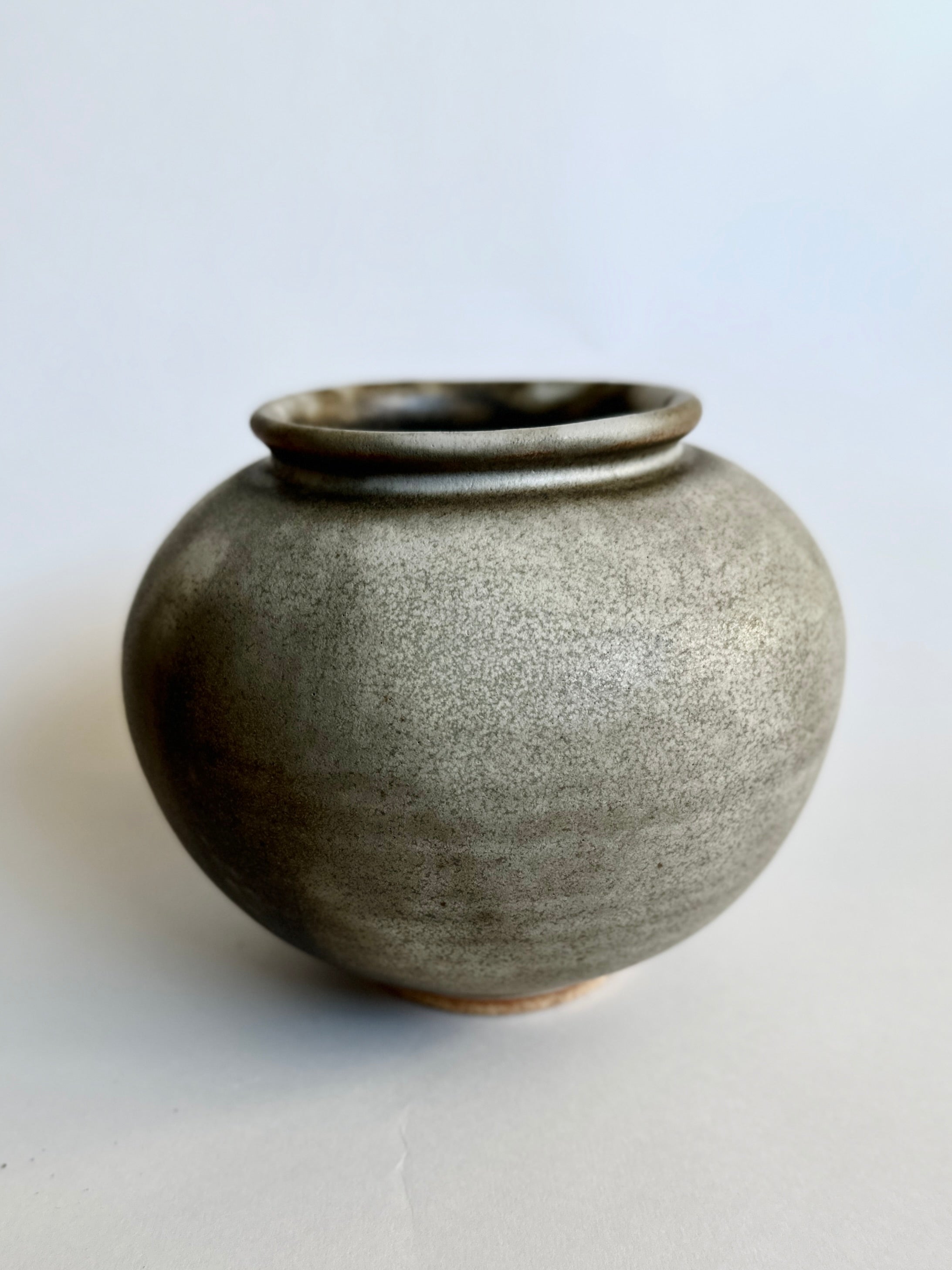 Gray/tan vase no. 23
