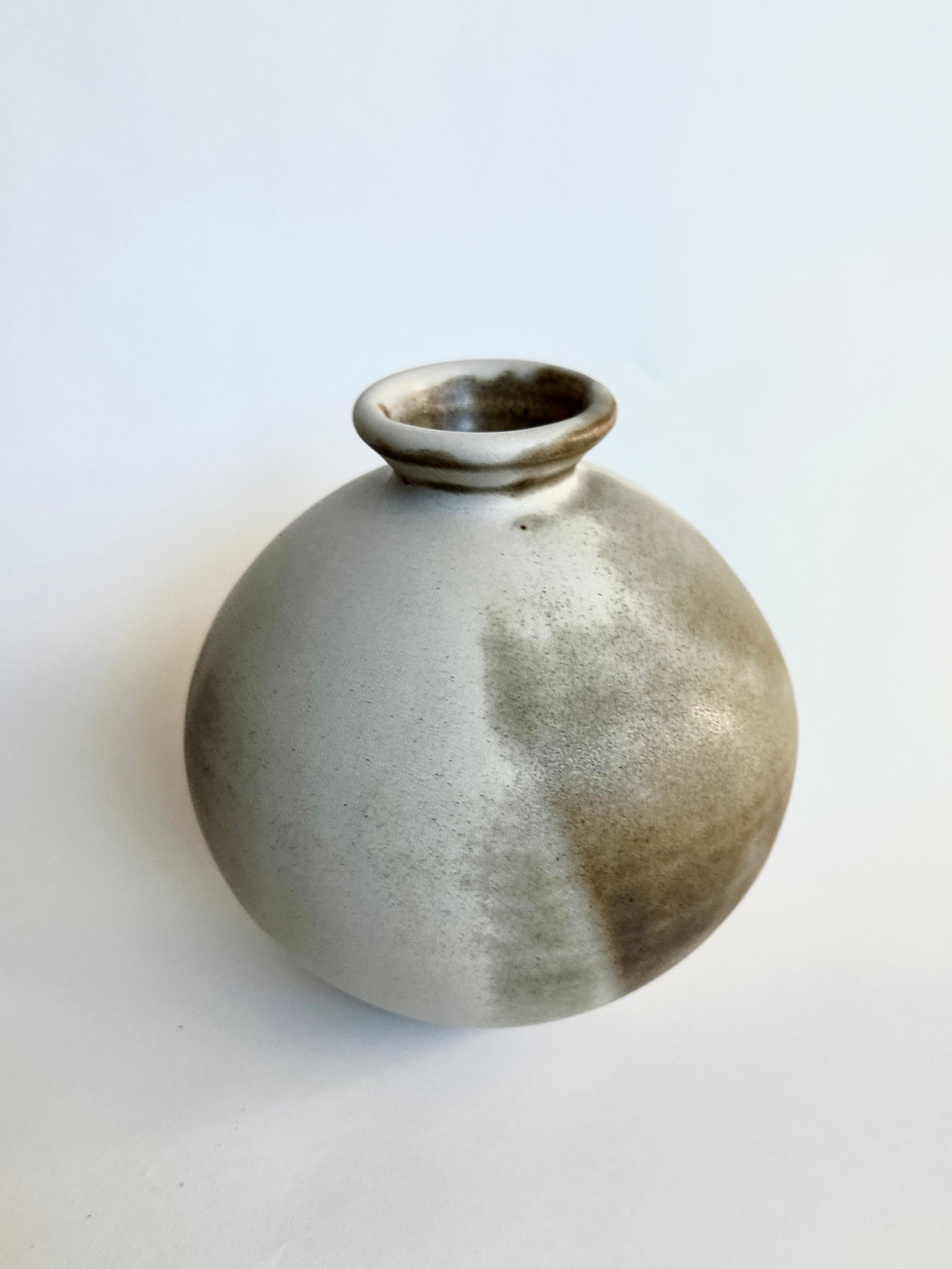 Gray/tan vase no. 22