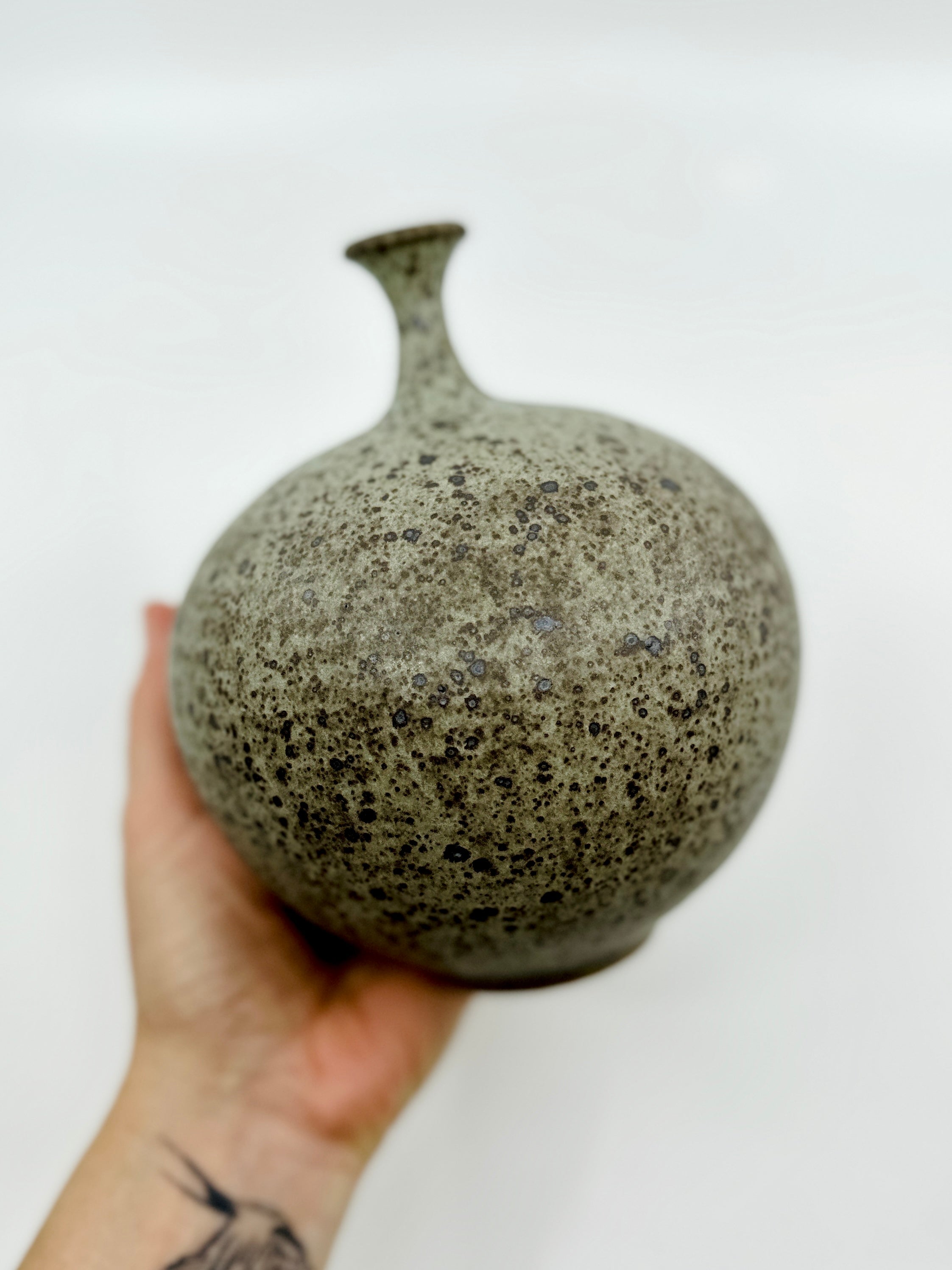 Blue speckled little neck no. 23