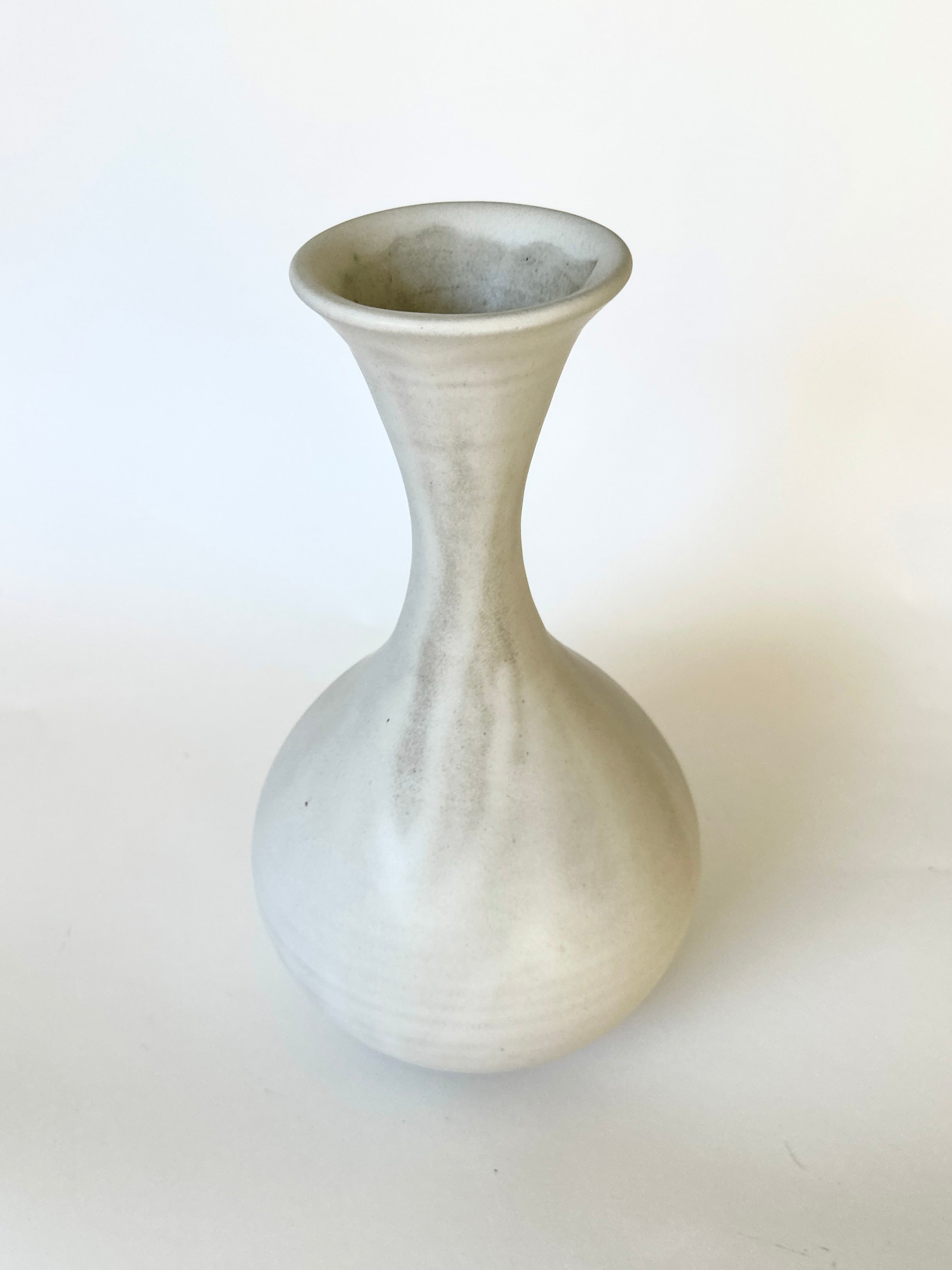 White flared bottleneck No. 31