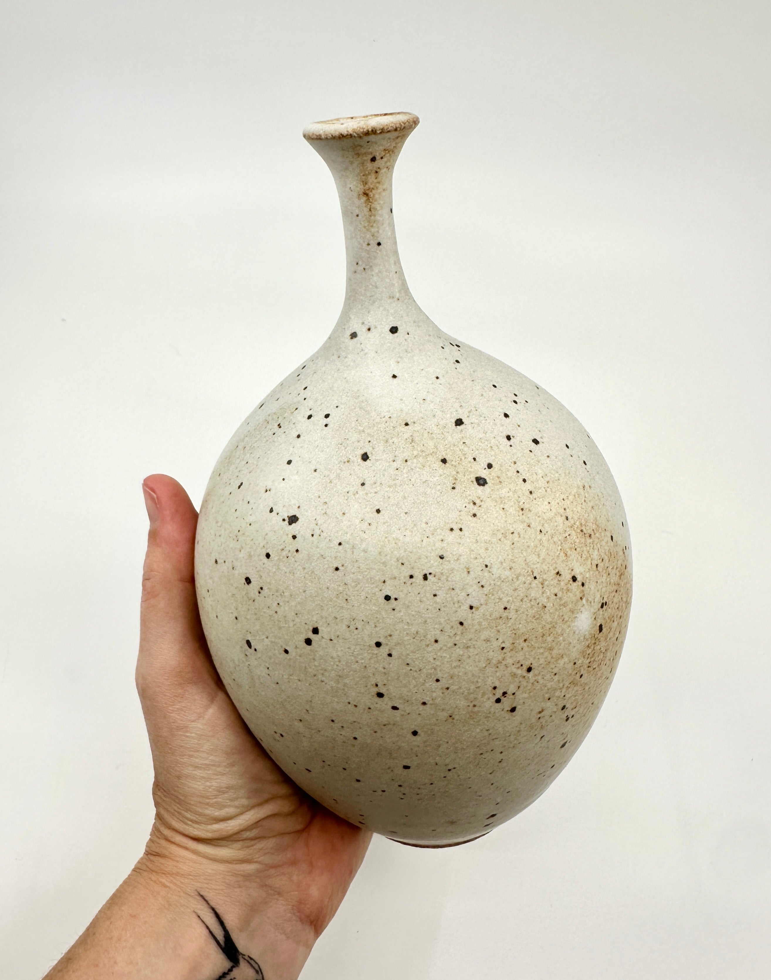 White speckled bottleneck no. 33