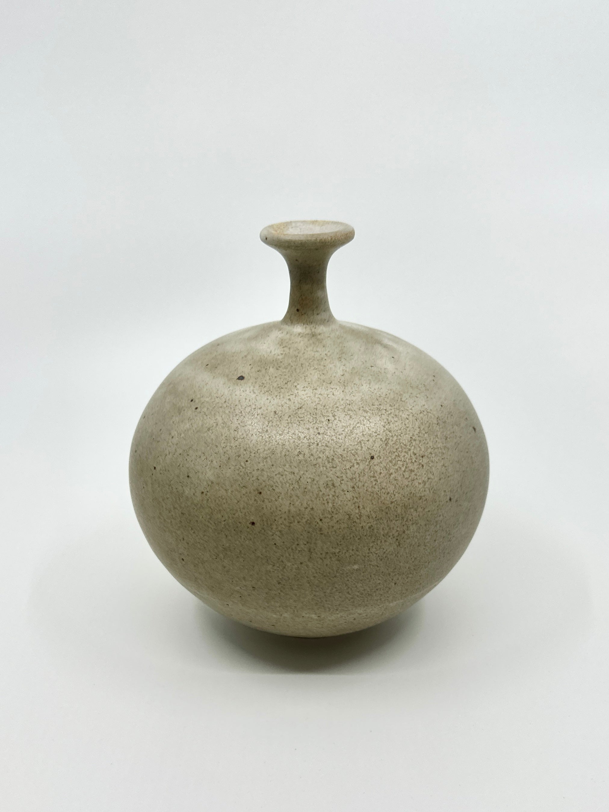 Gray/beige little neck no. 25