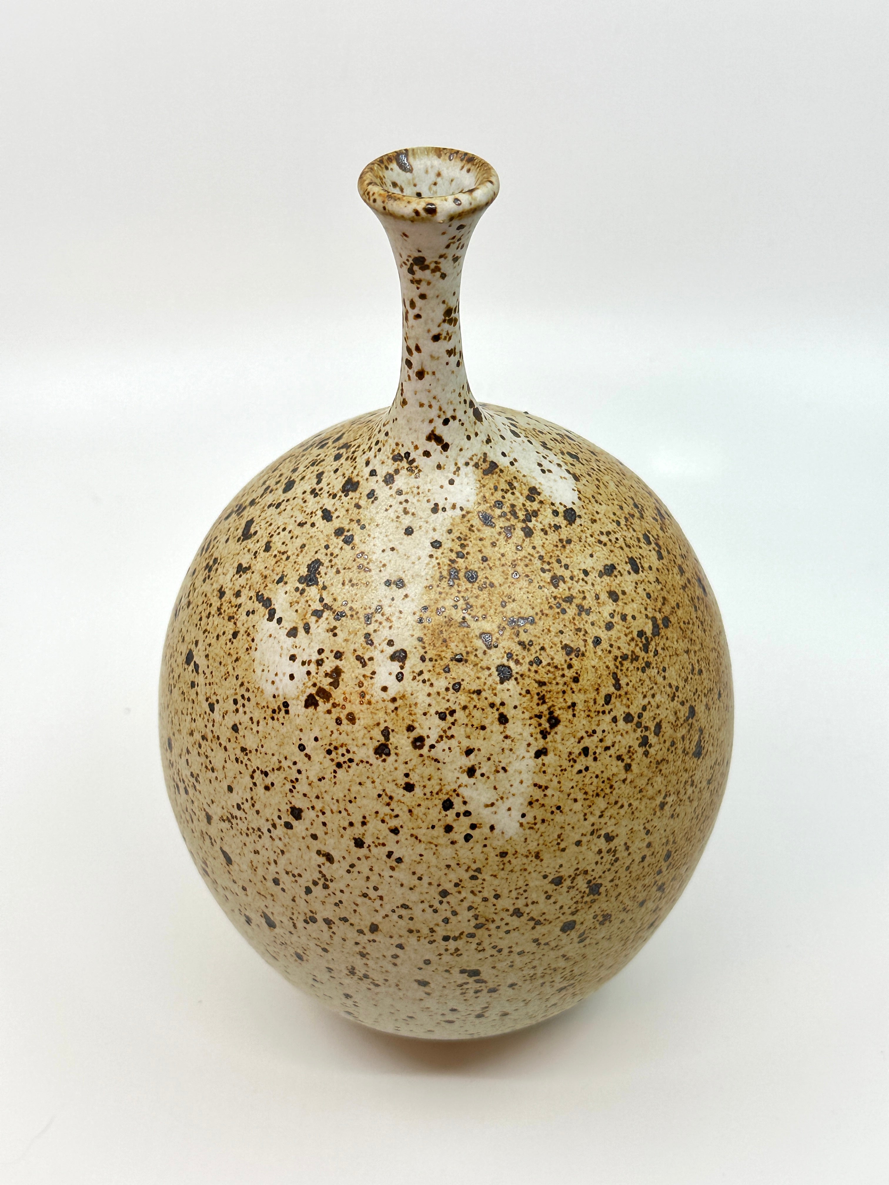 White speckled bottleneck no. 37