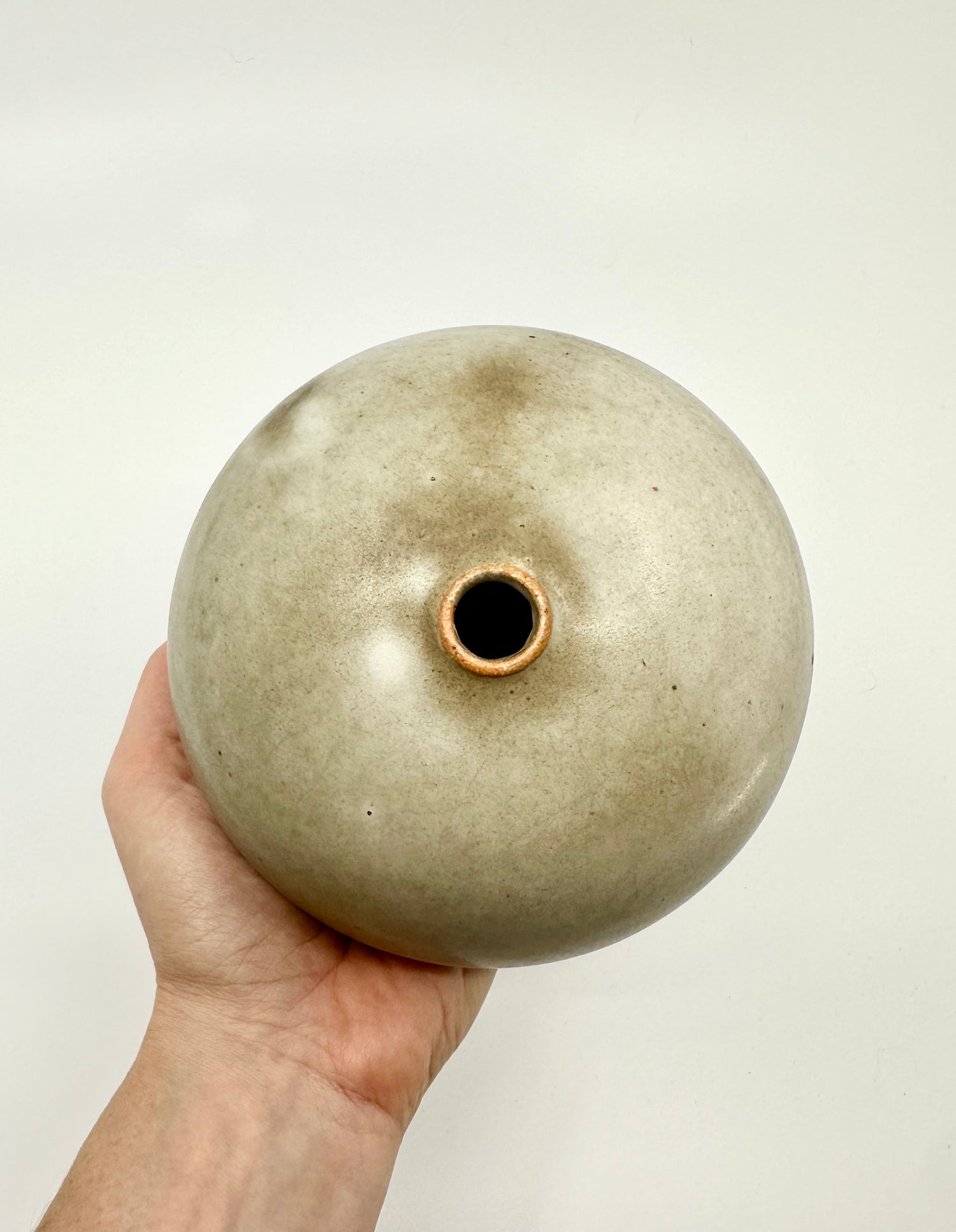 Gray/tan orb no. 28