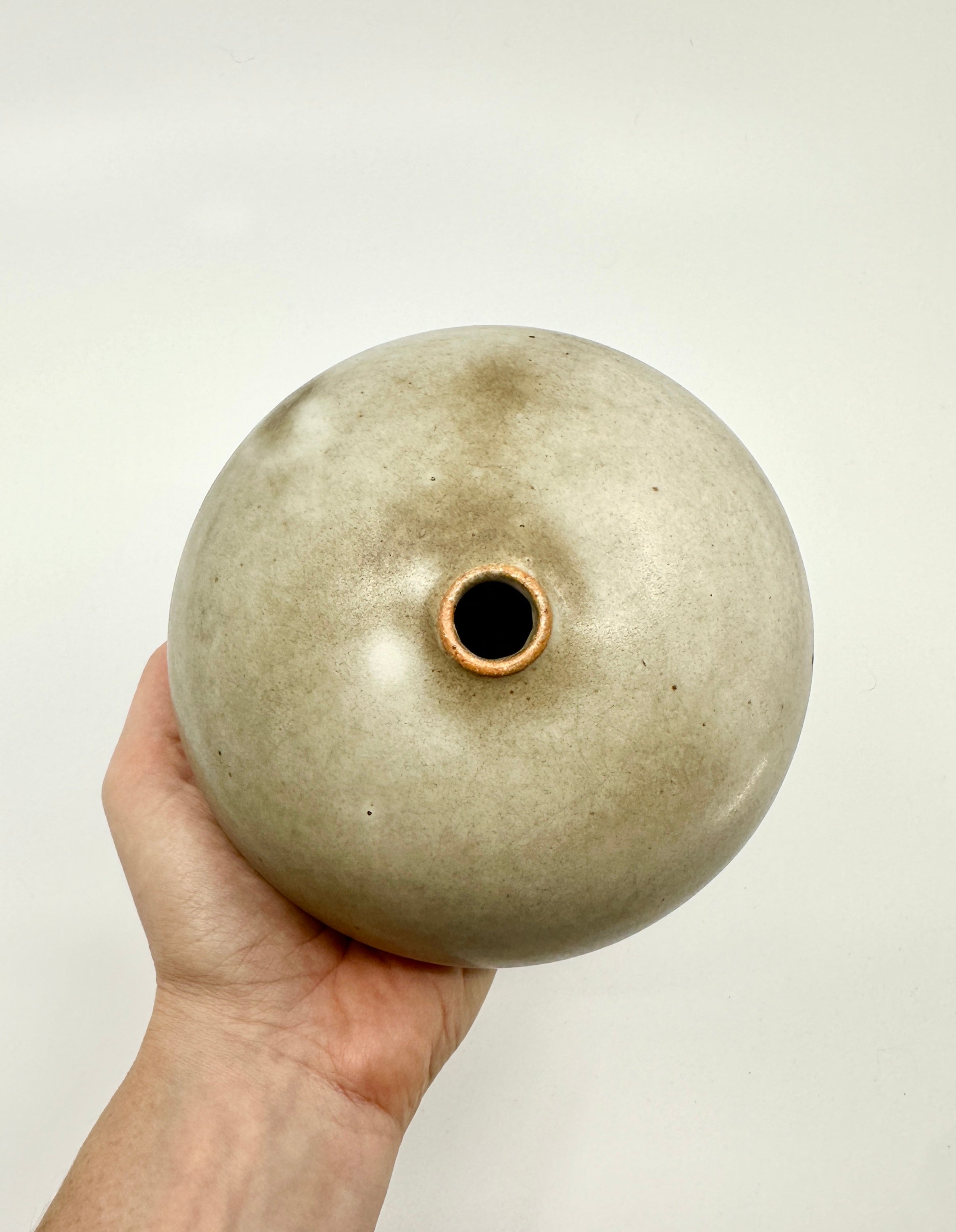 Gray/tan orb no. 28