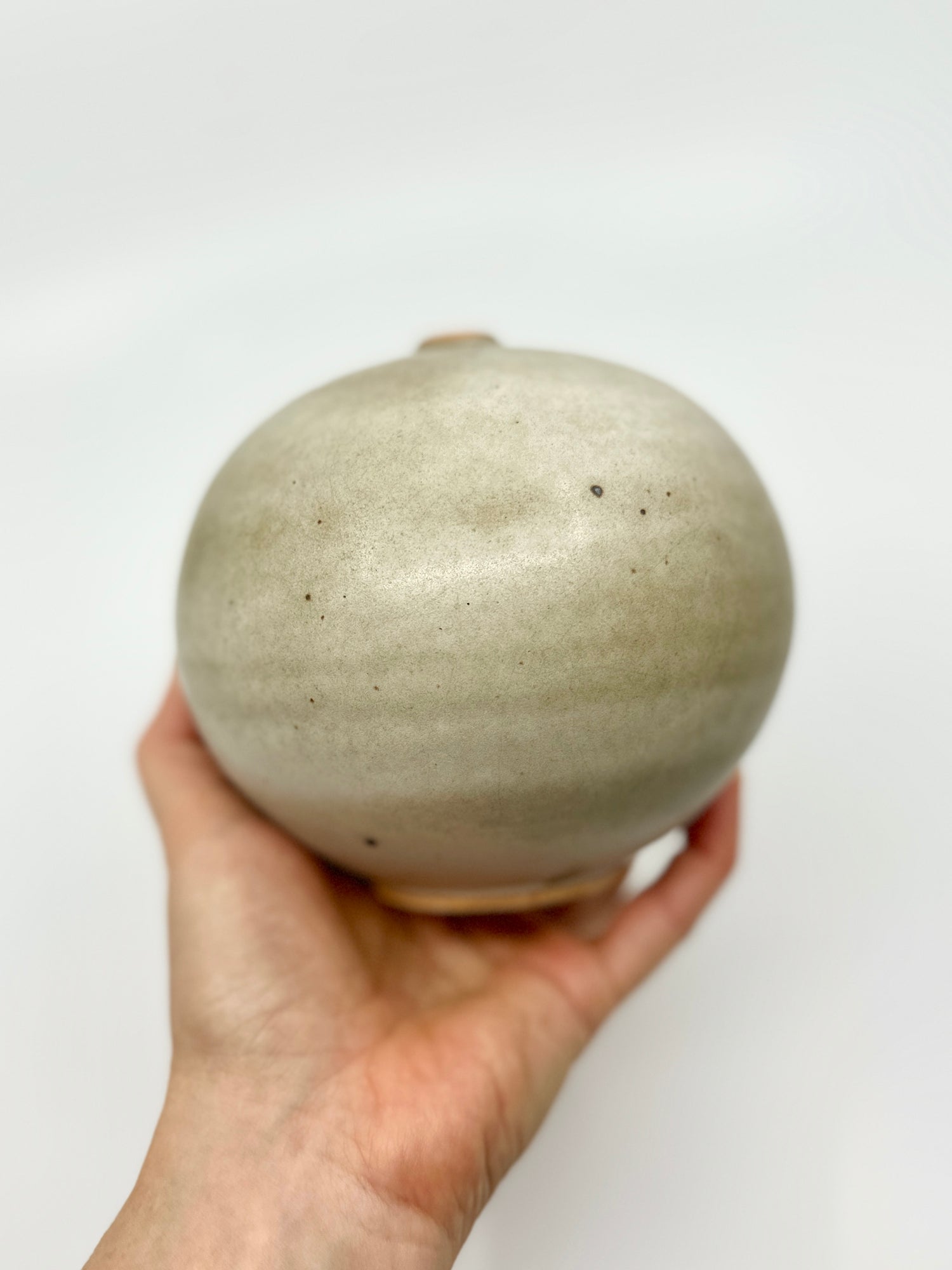 Gray/tan orb no. 28