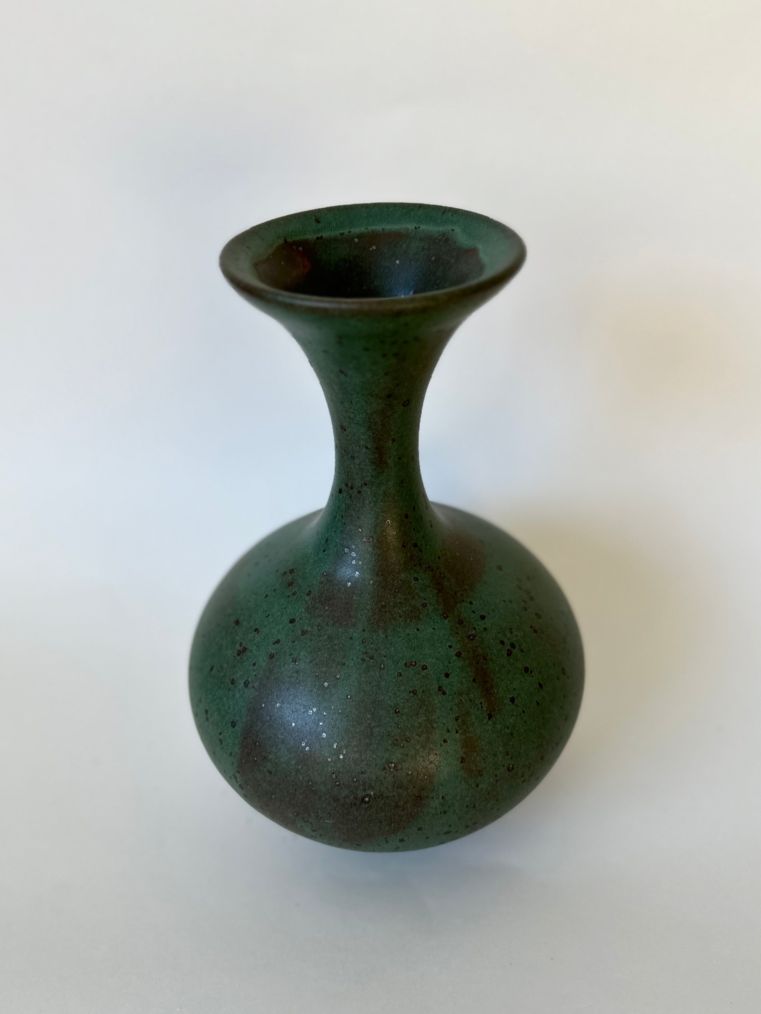 Green bottleneck No. 54