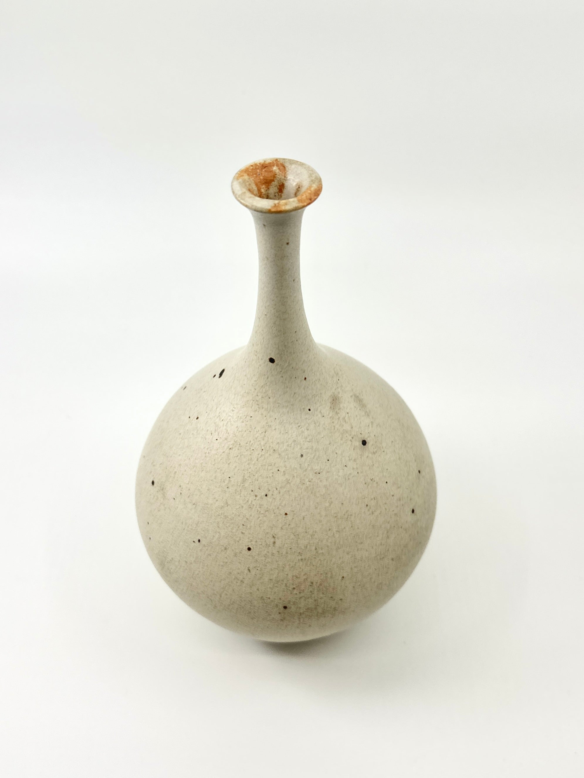 Gray bottleneck no. 30