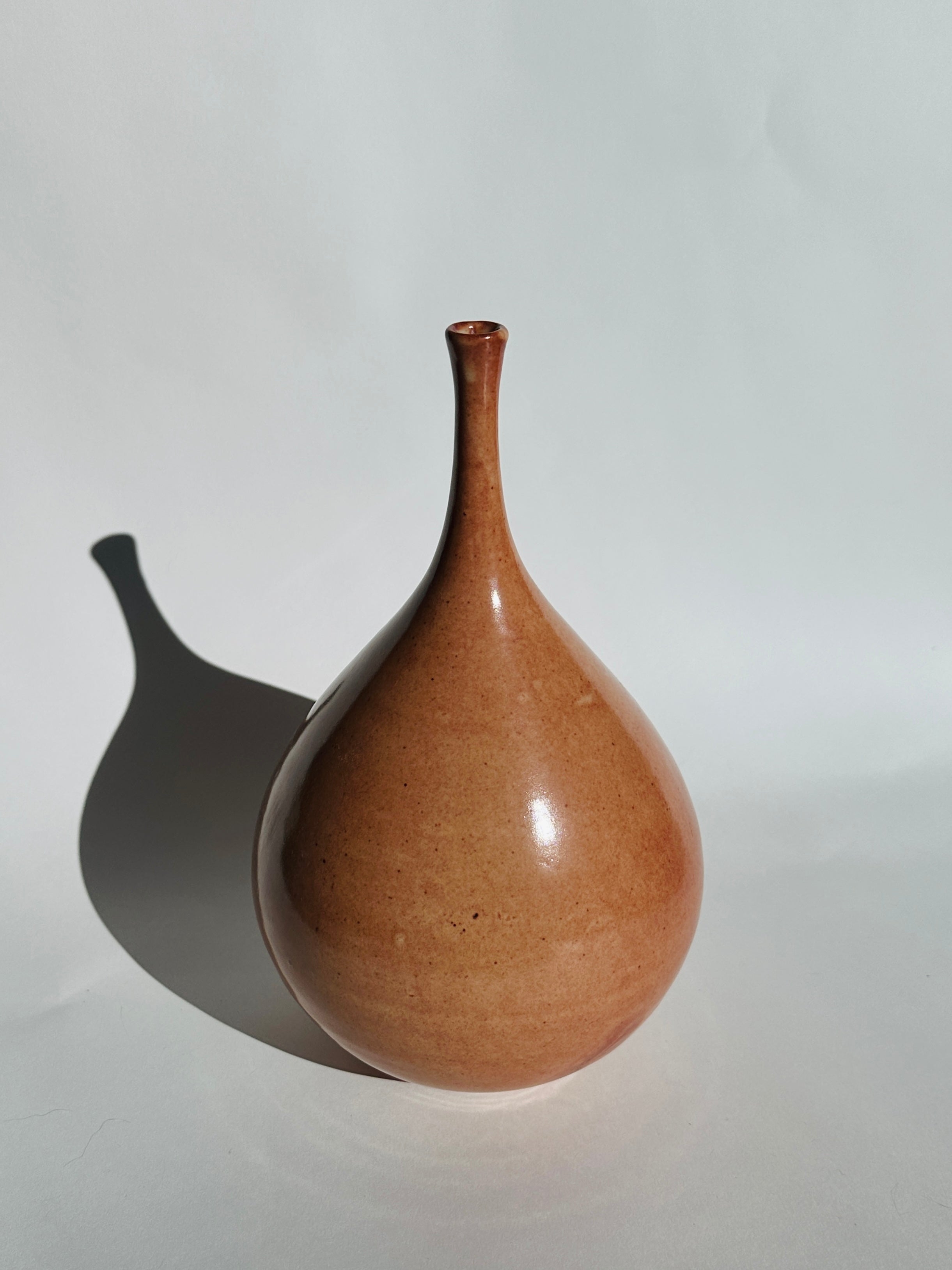 Shino teardrop bottleneck