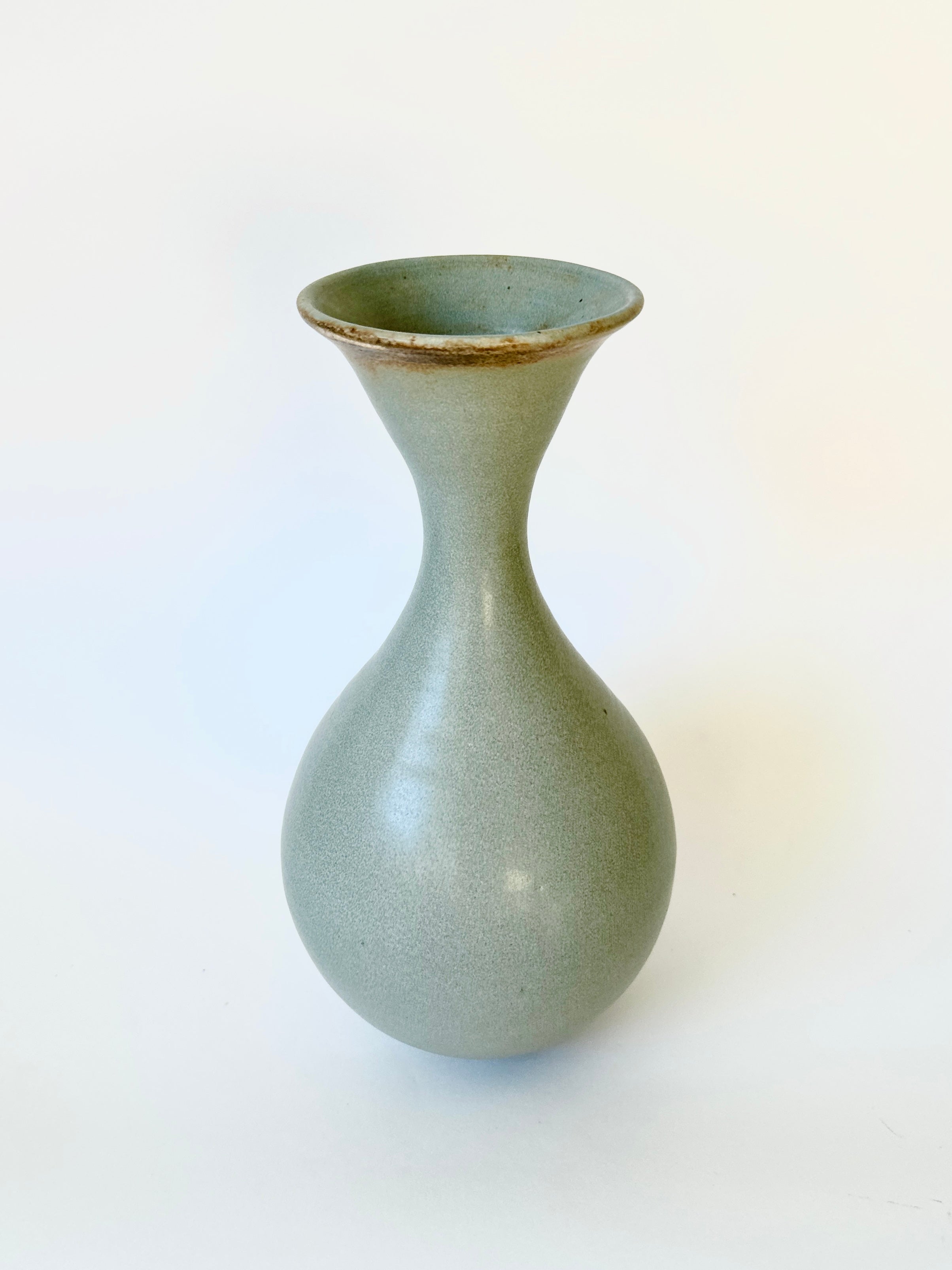 Soft blue flared bottleneck No. 17