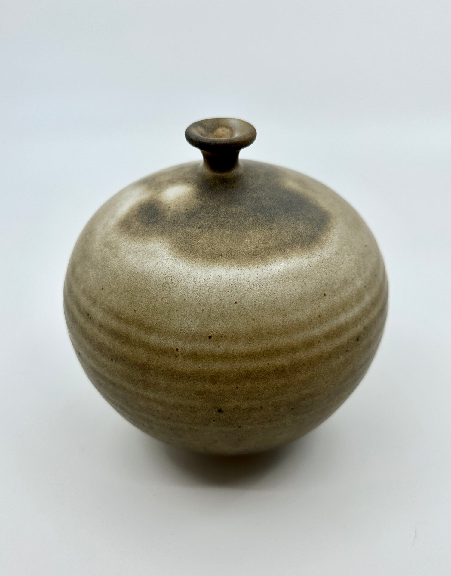 Gray/brown little neck vessel no. 34