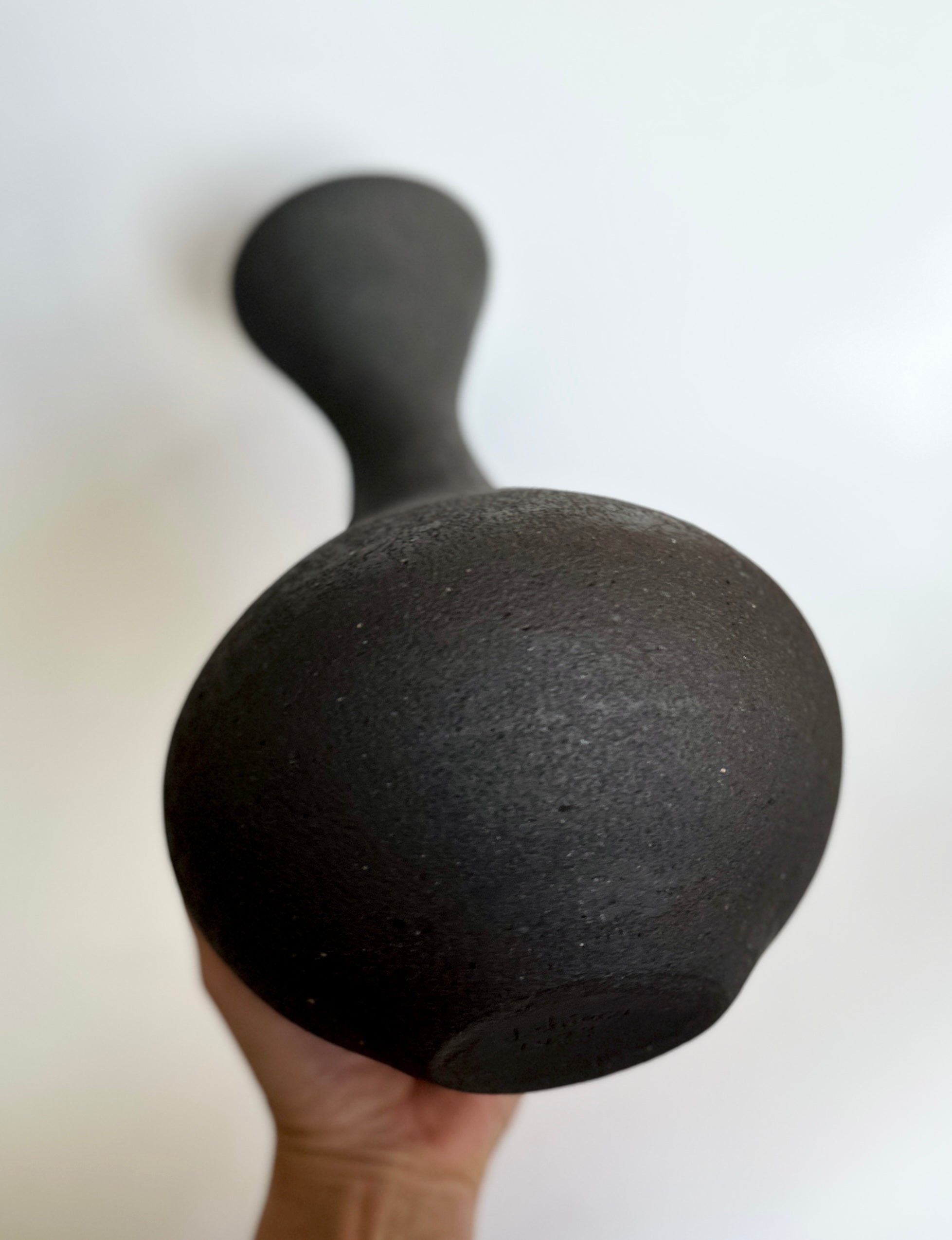 Black clay vessel No. 16