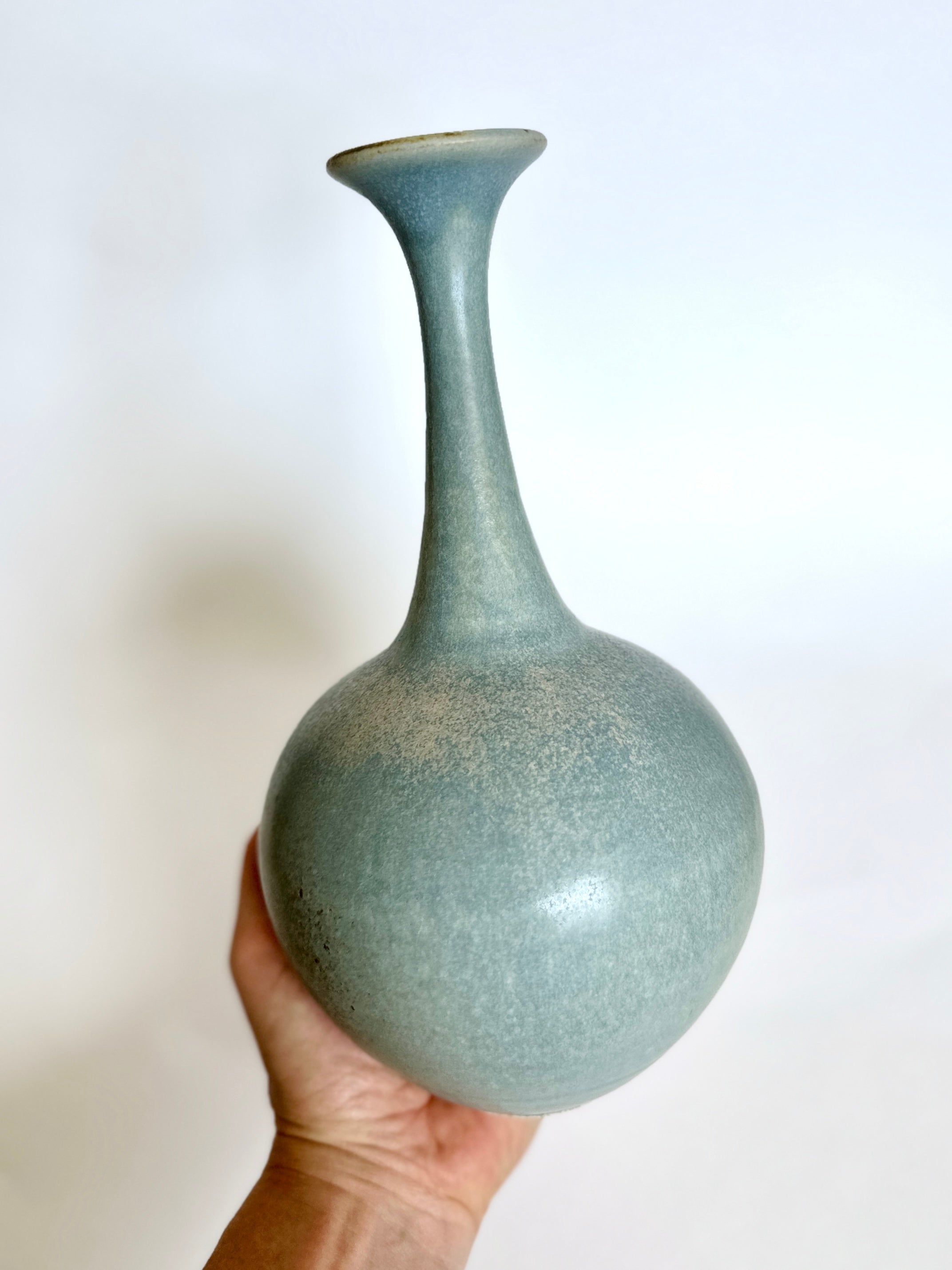Blue bottleneck no. 14