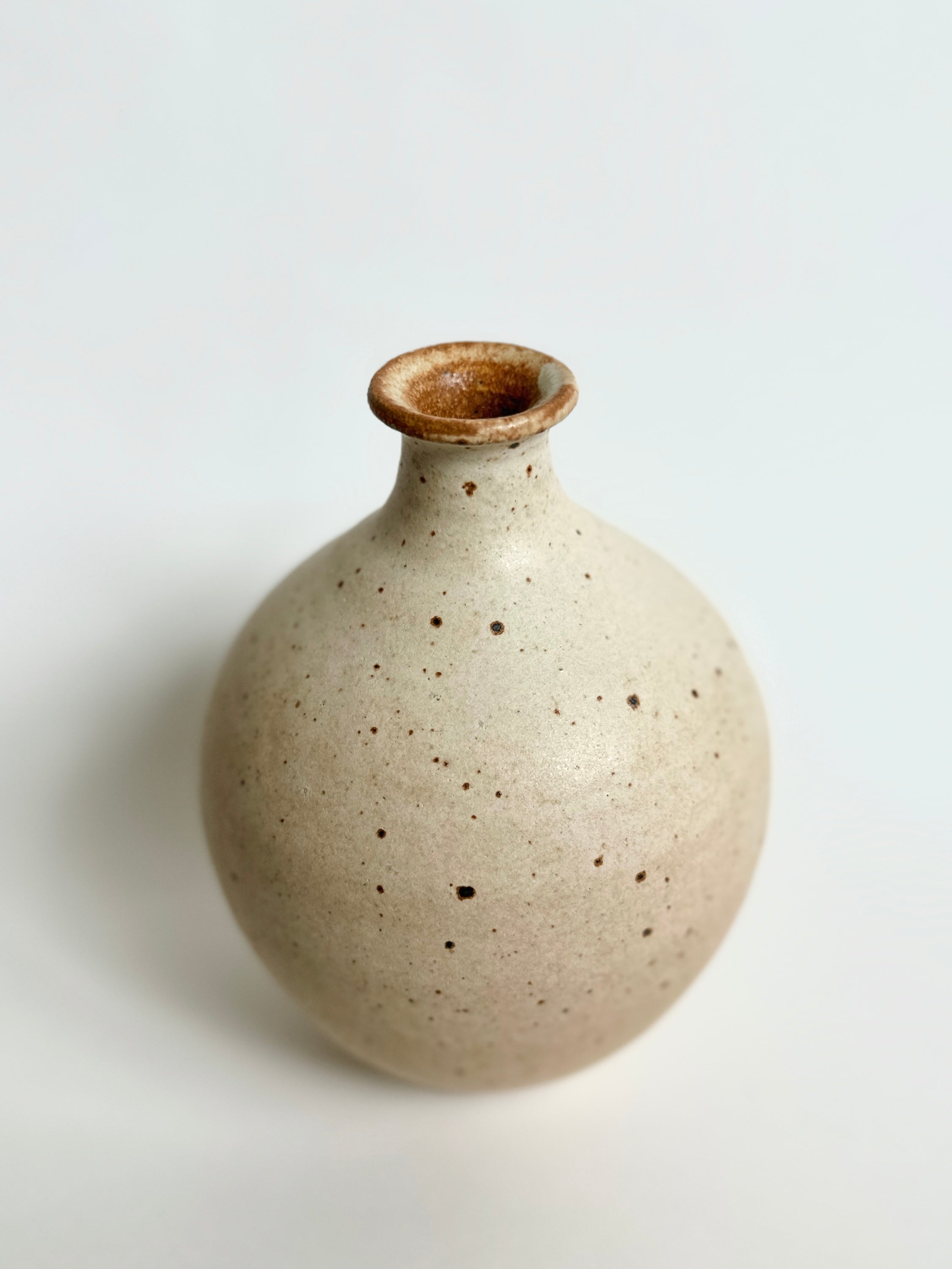 Warm satin white speckled vase no. 10