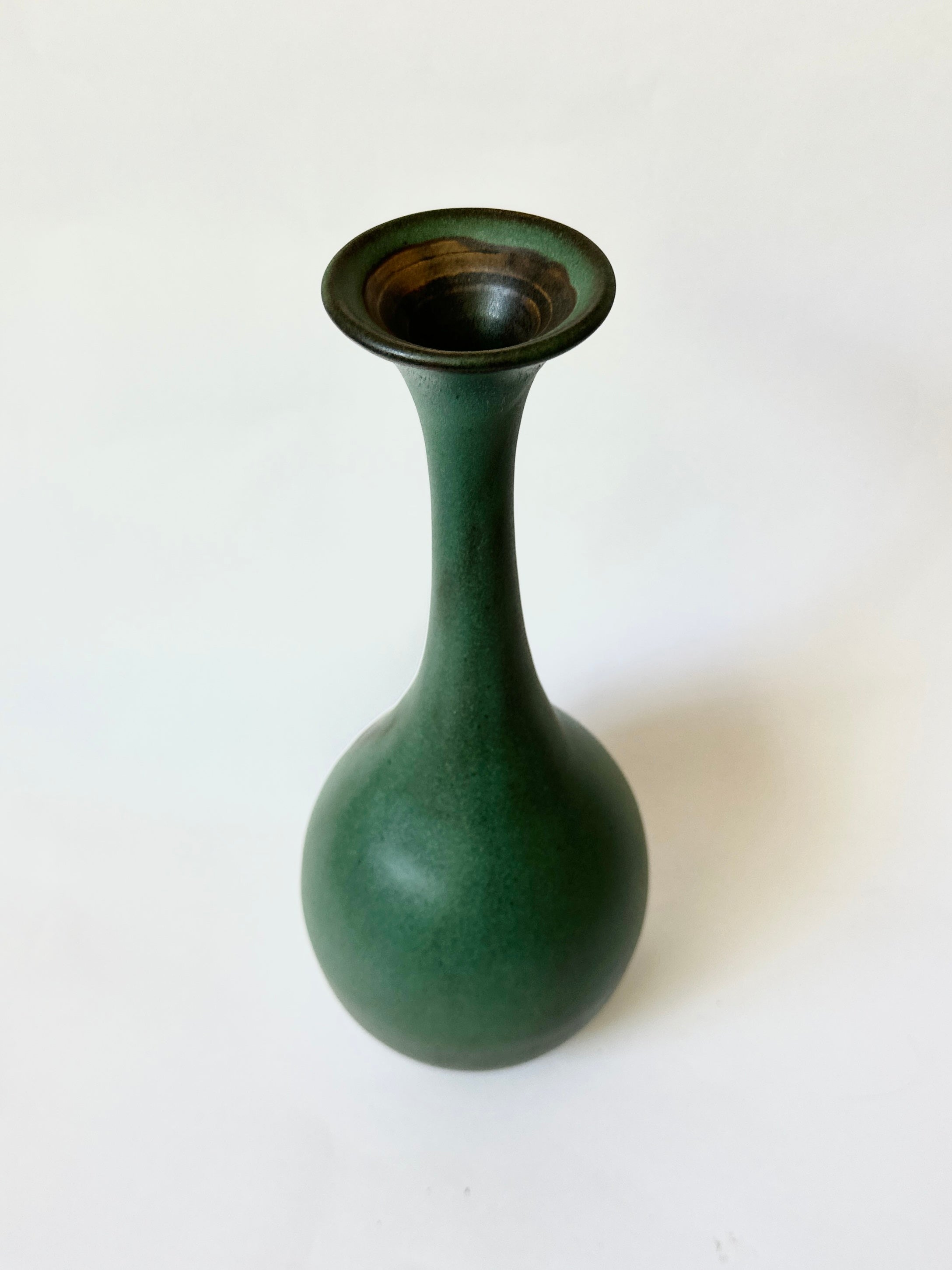 Green bottleneck no. 52