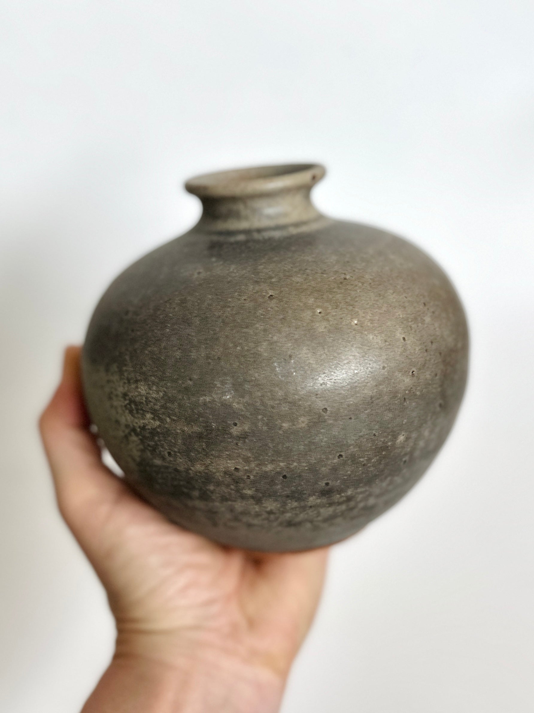 Gray speckled vase no. 7