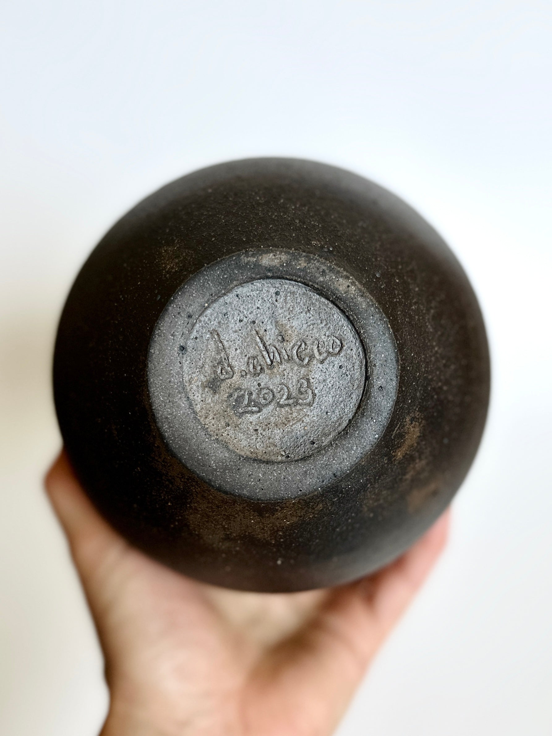Black clay bottleneck no. 14