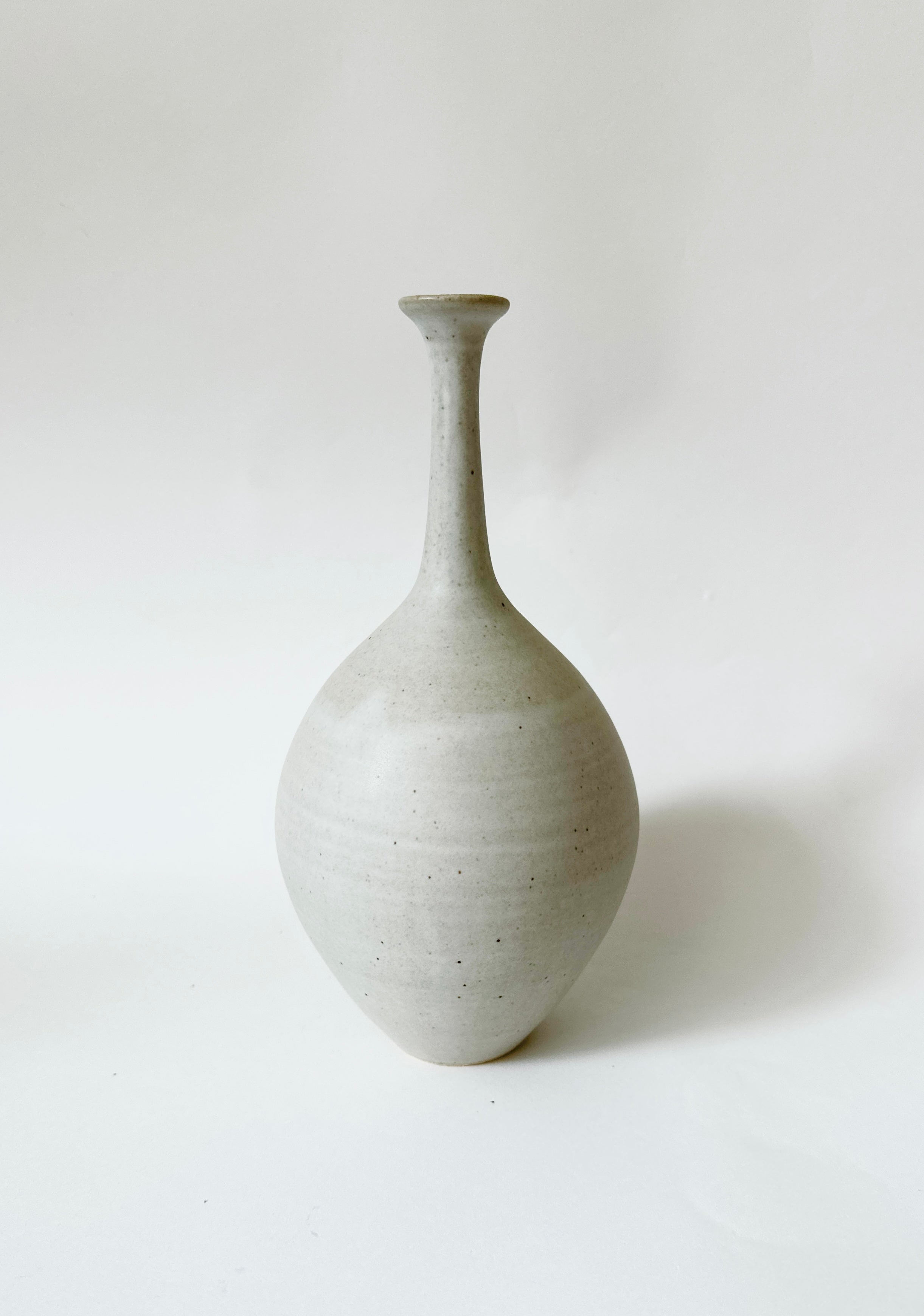 White bottleneck No. 22