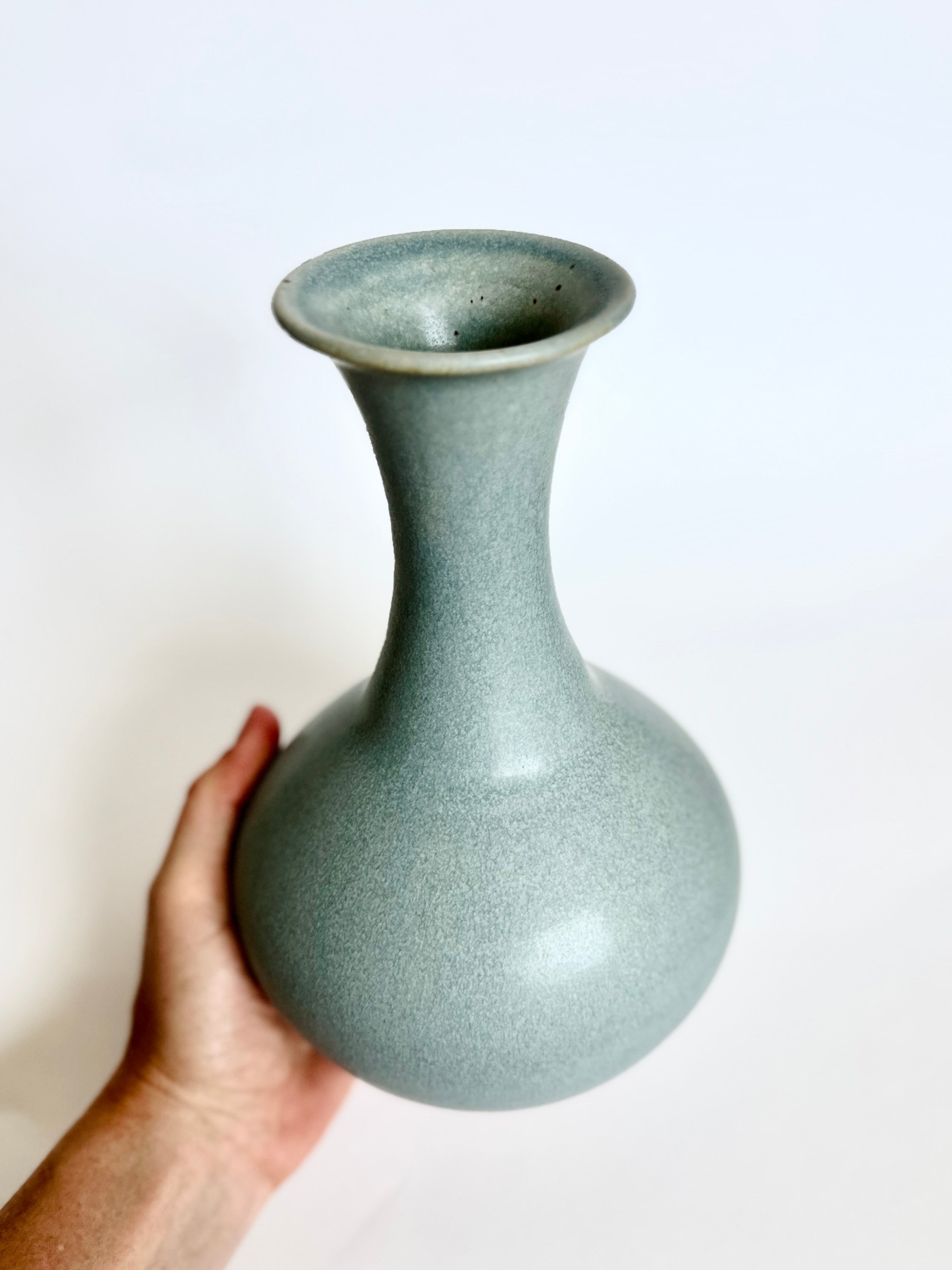Blue vase no. 13