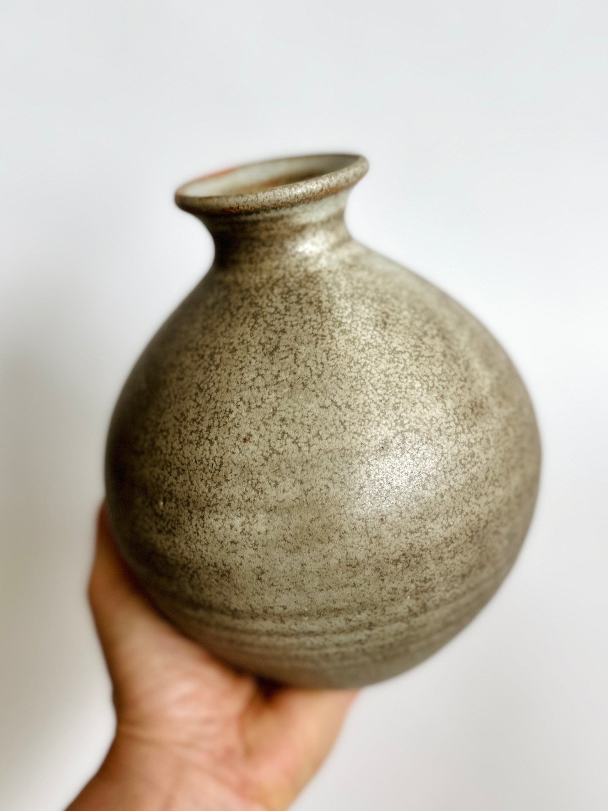 Gray vase no. 3