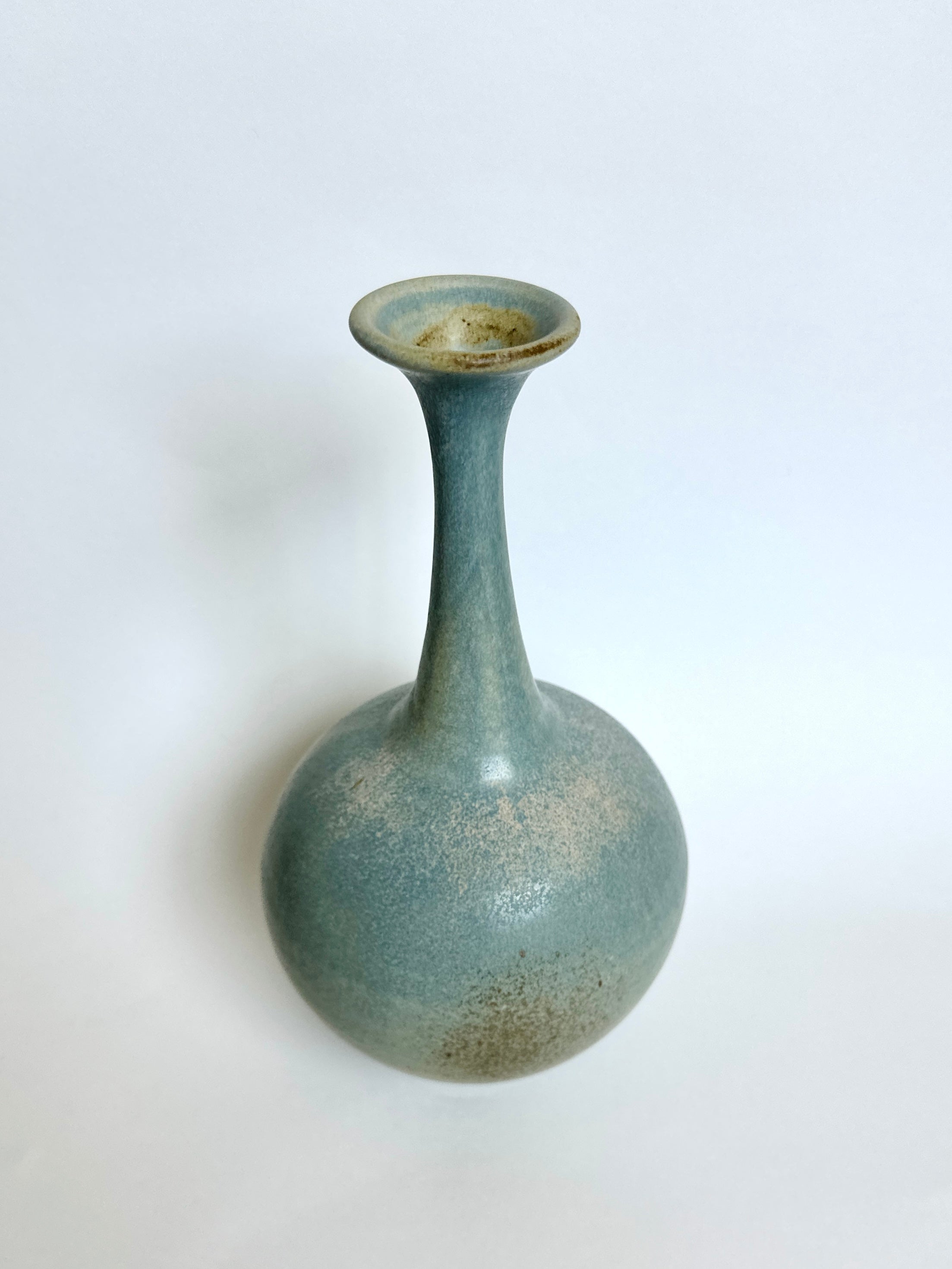 Blue bottleneck no. 14