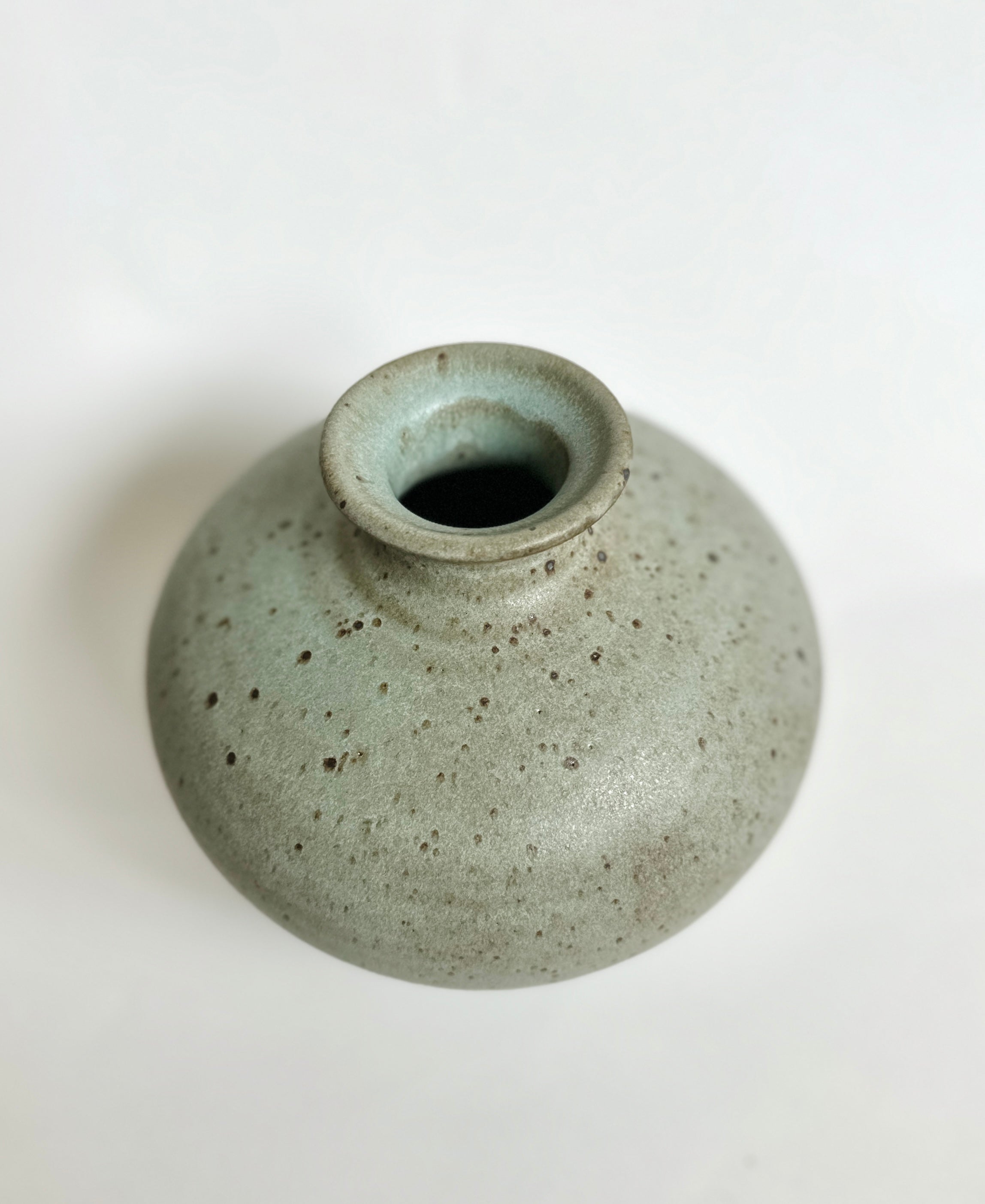 Blue speckled vase no. 14