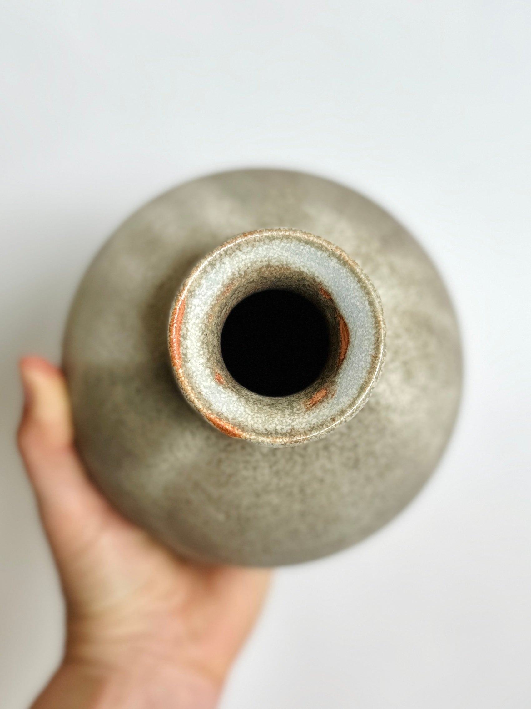 Gray vase no. 3
