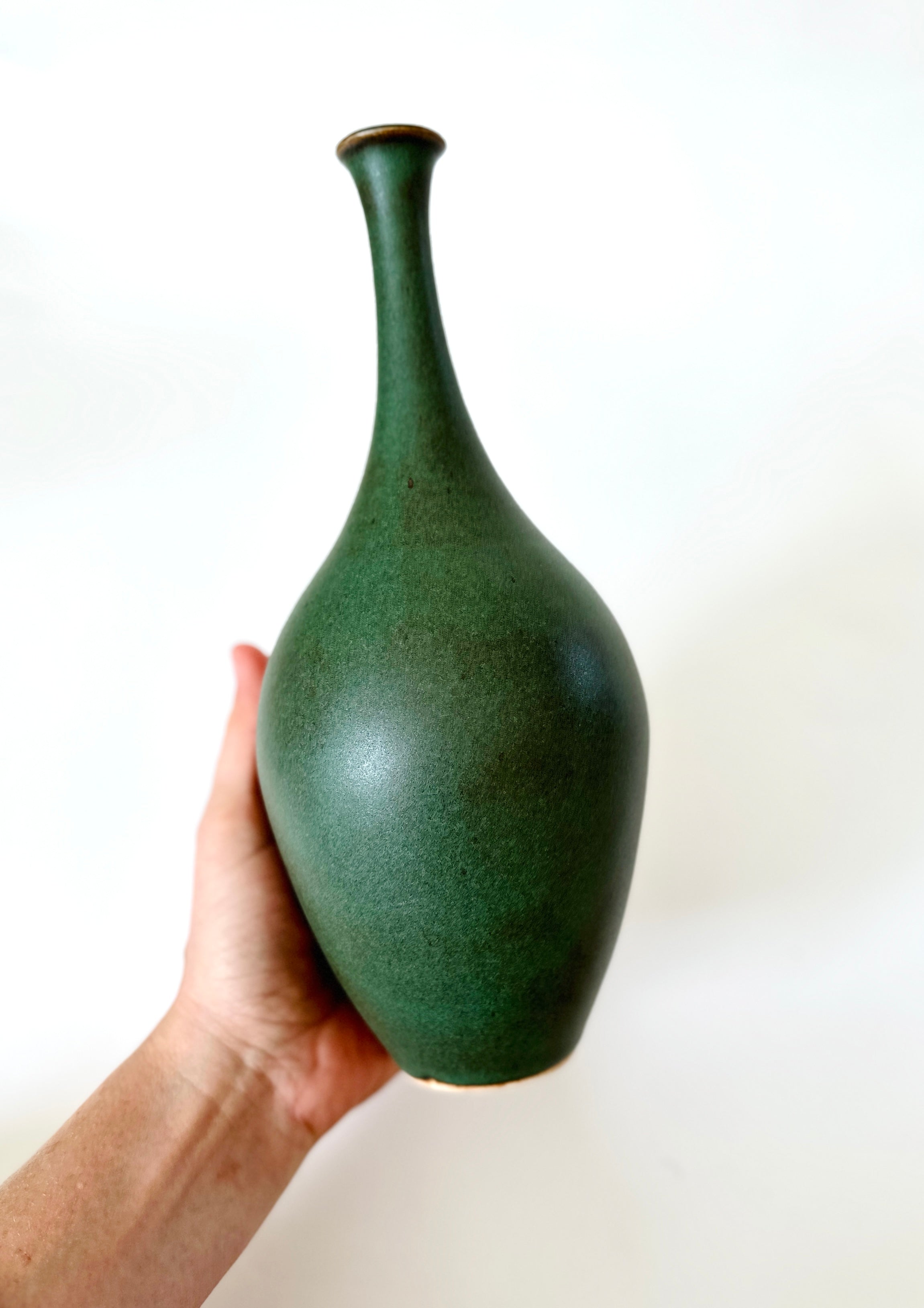Green bottleneck no. 48
