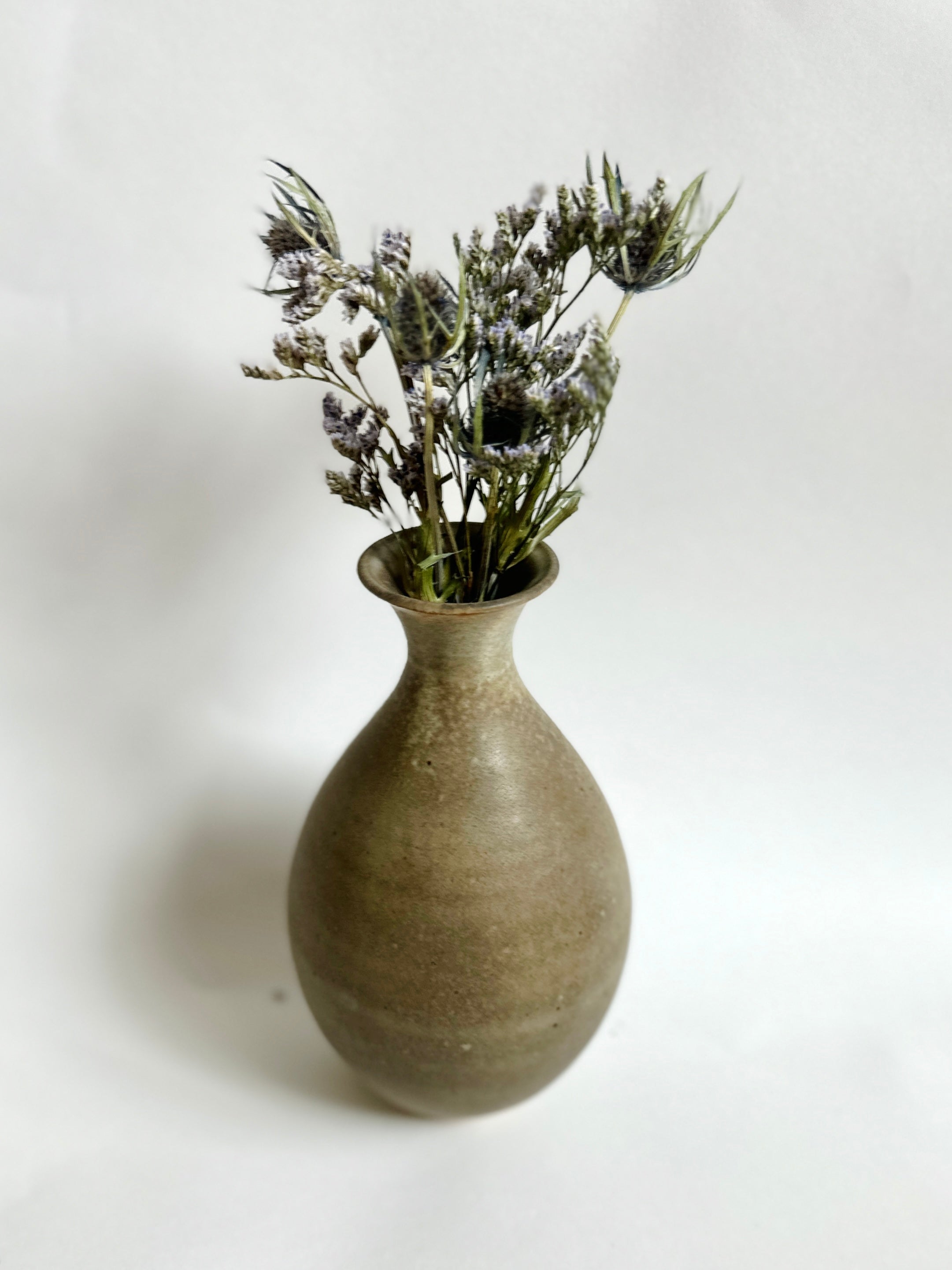 Gray vase no. 19