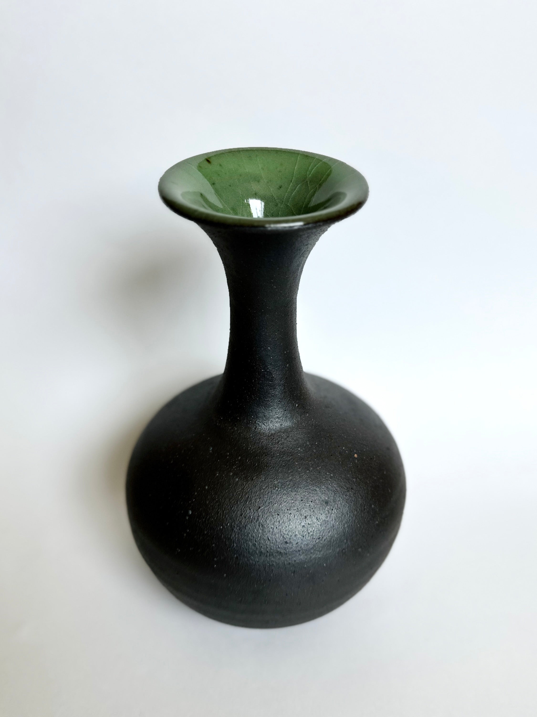 Black bottleneck no. 13