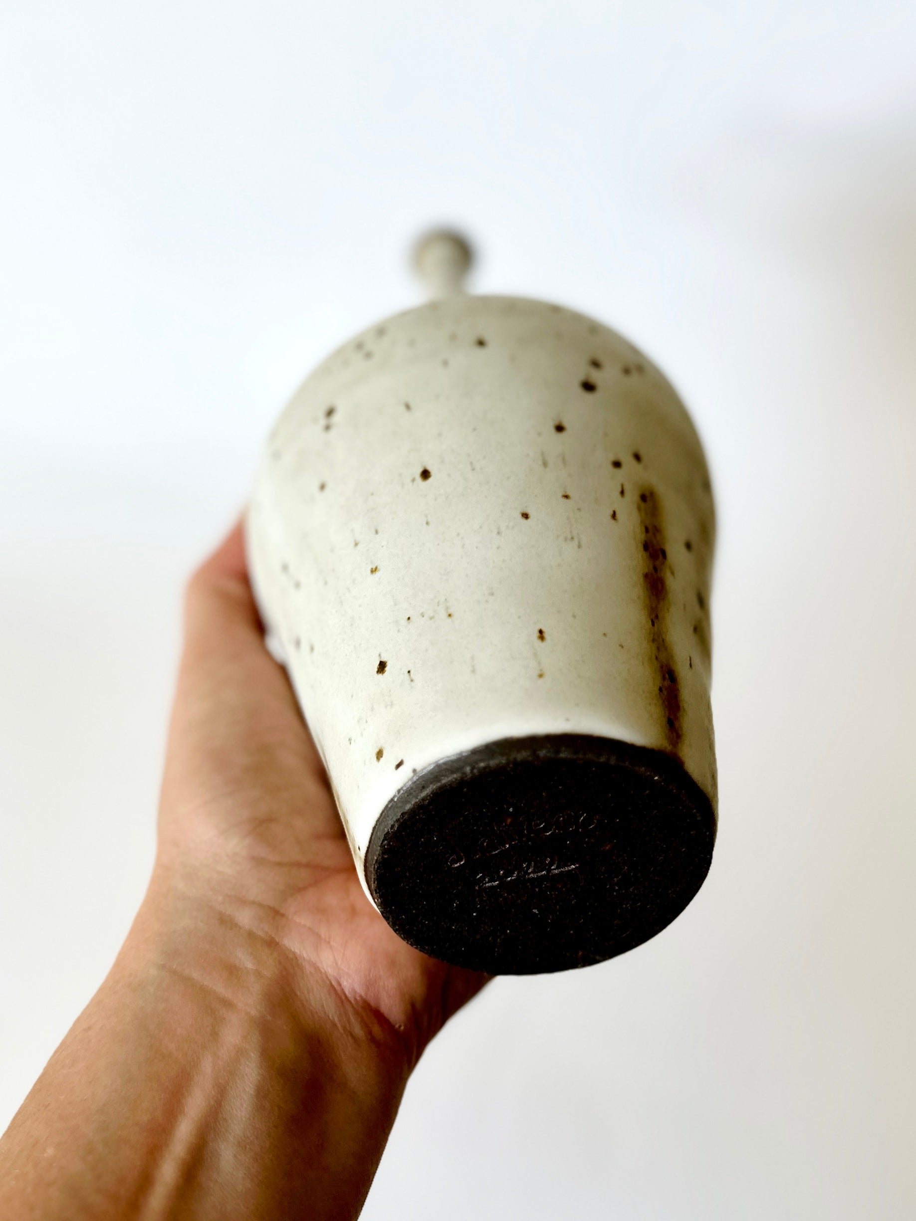 White speckled bottleneck no. 18