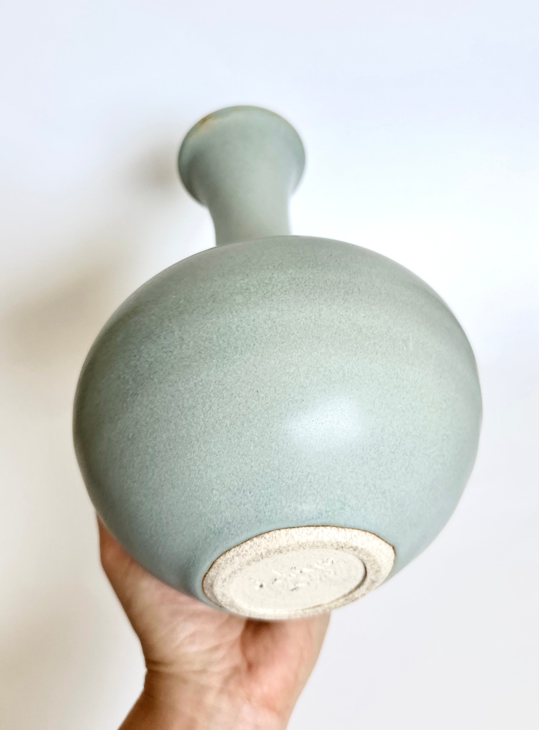 Blue vase no. 15
